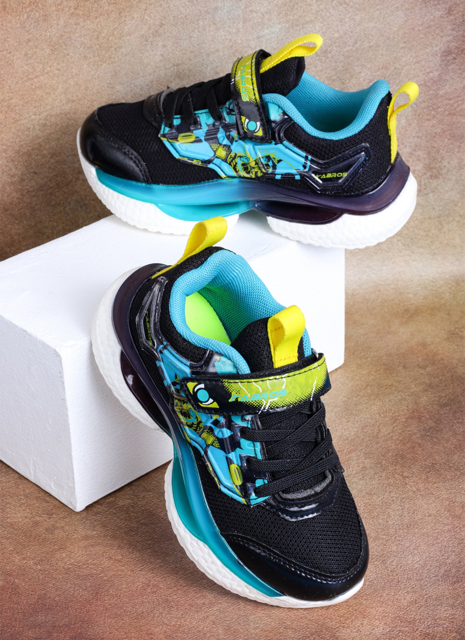 Dunkmax-V Sports Shoes For Kids