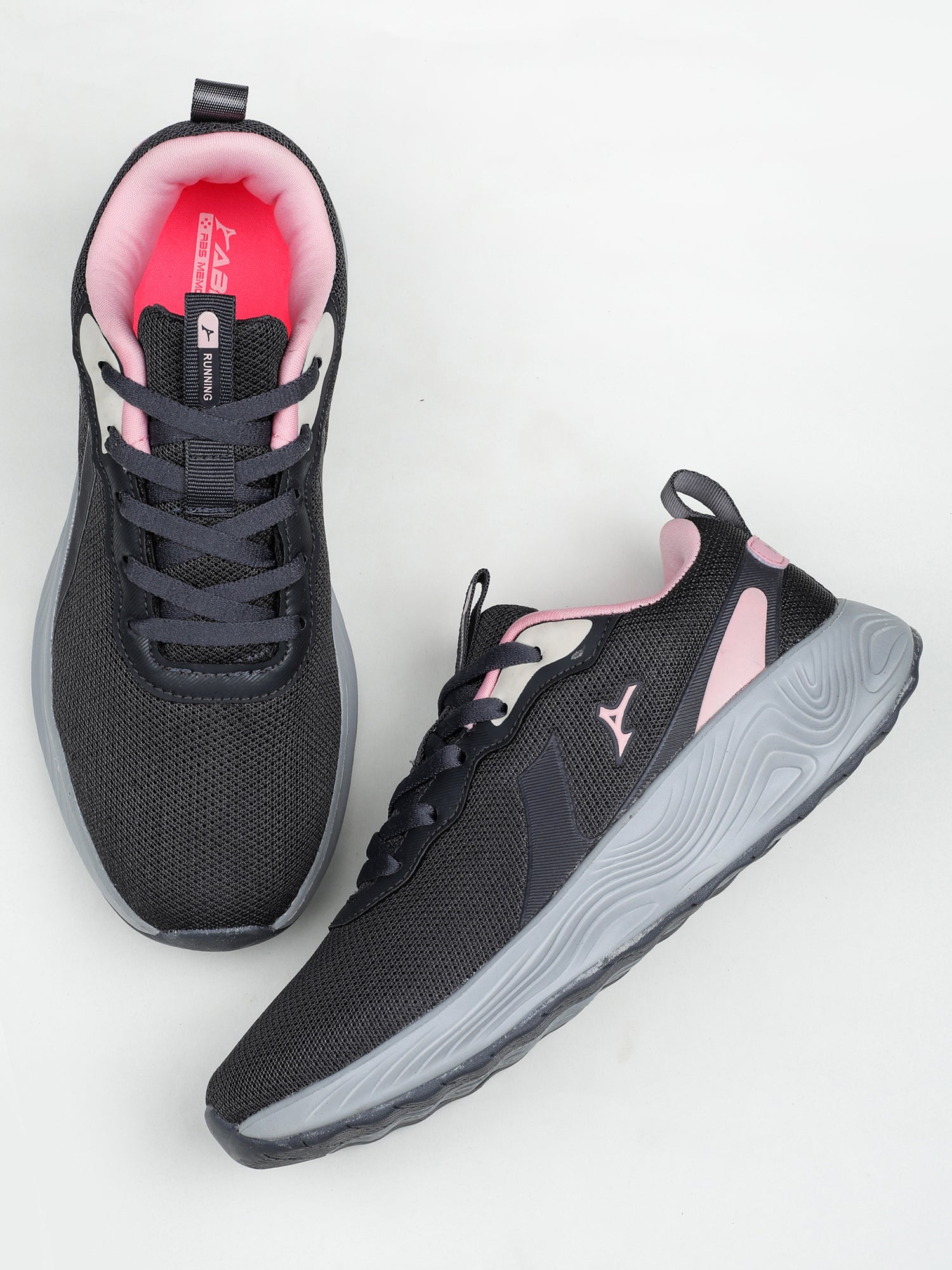 SUZIE Sports Shoes For Women