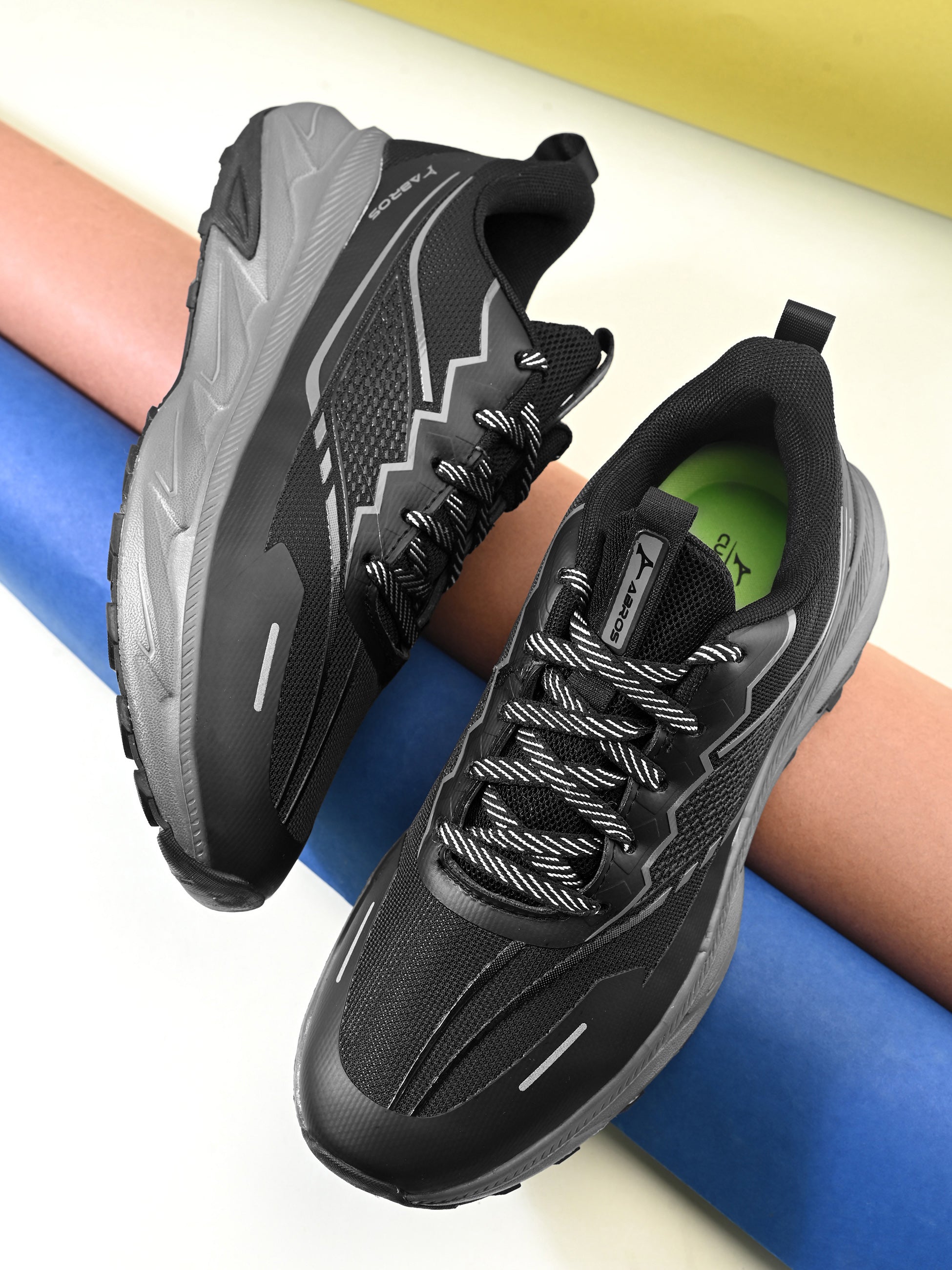 LUNO Sports Shoes For Men