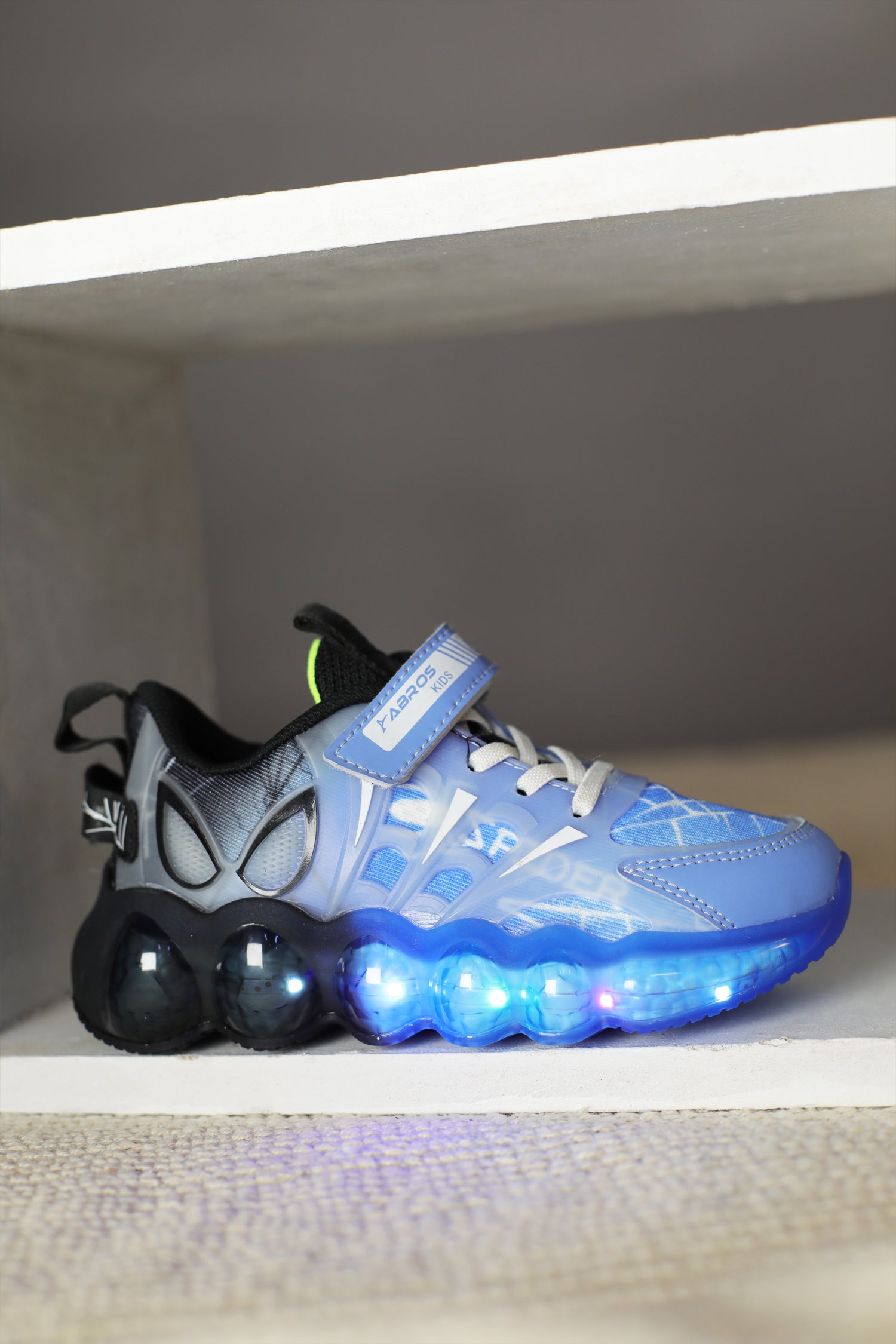 BISMARCK LED Sports Shoes For Kids