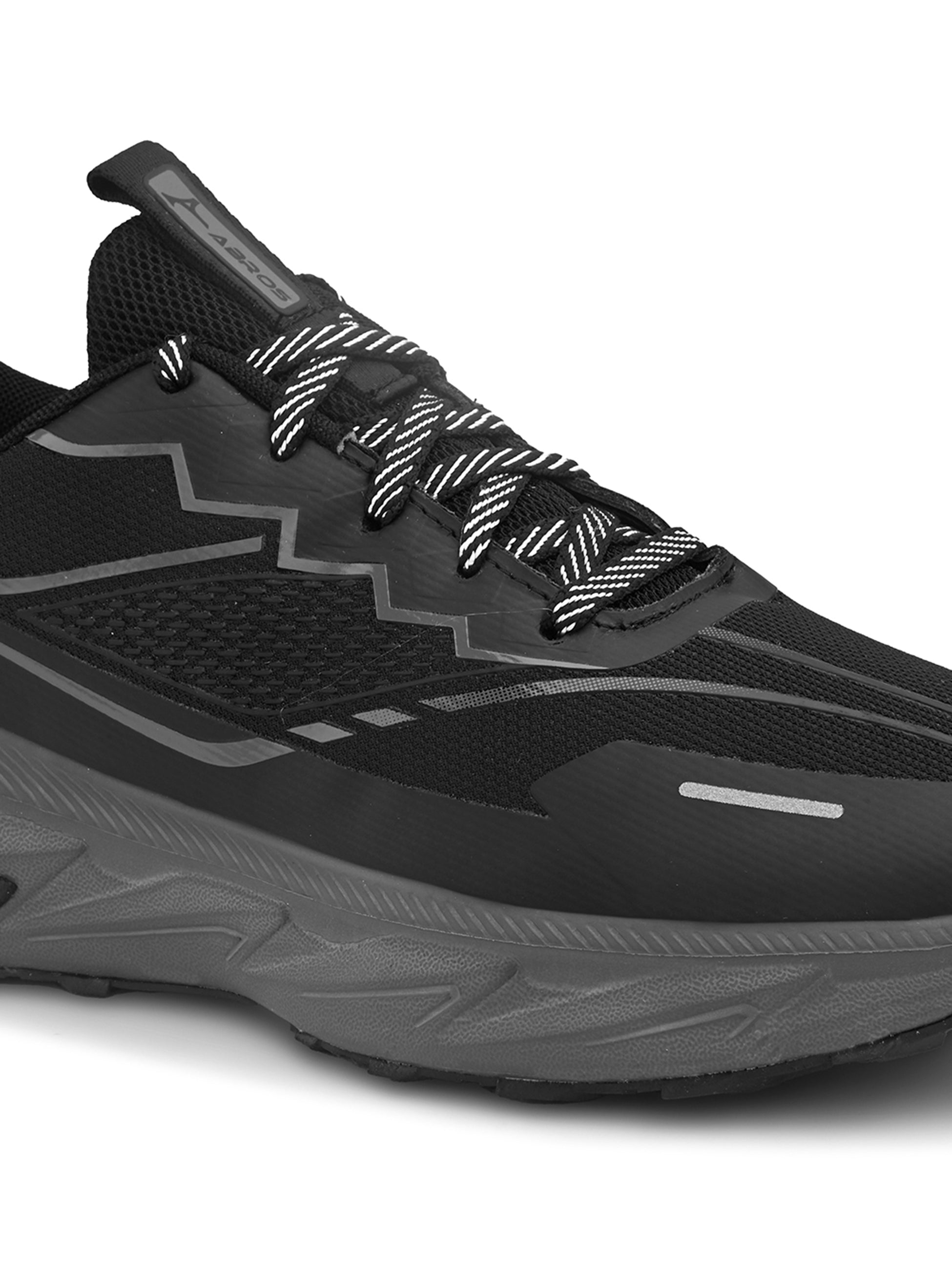 LUNO Sports Shoes For Men