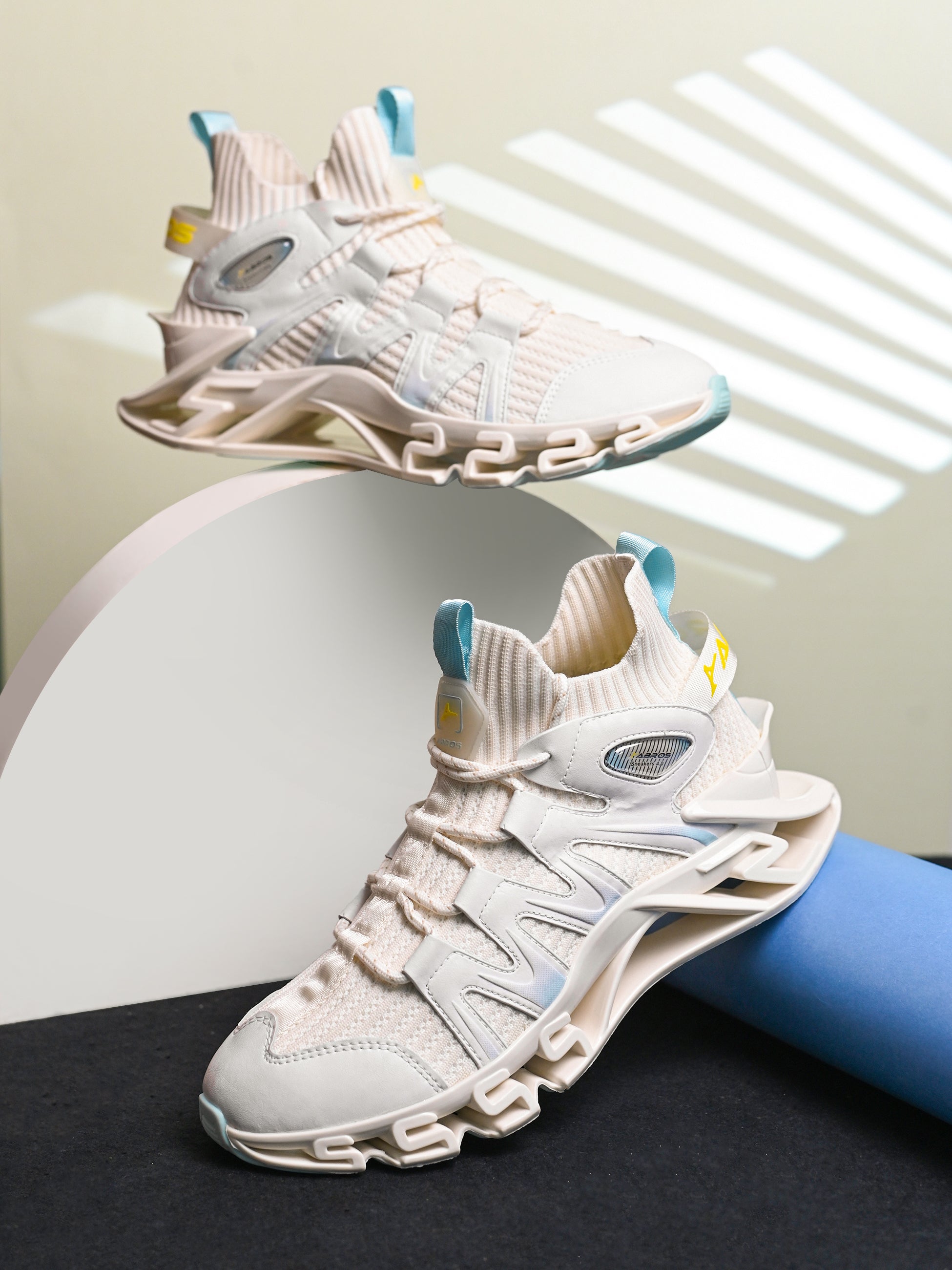 ATOMISED Sneaker For Men