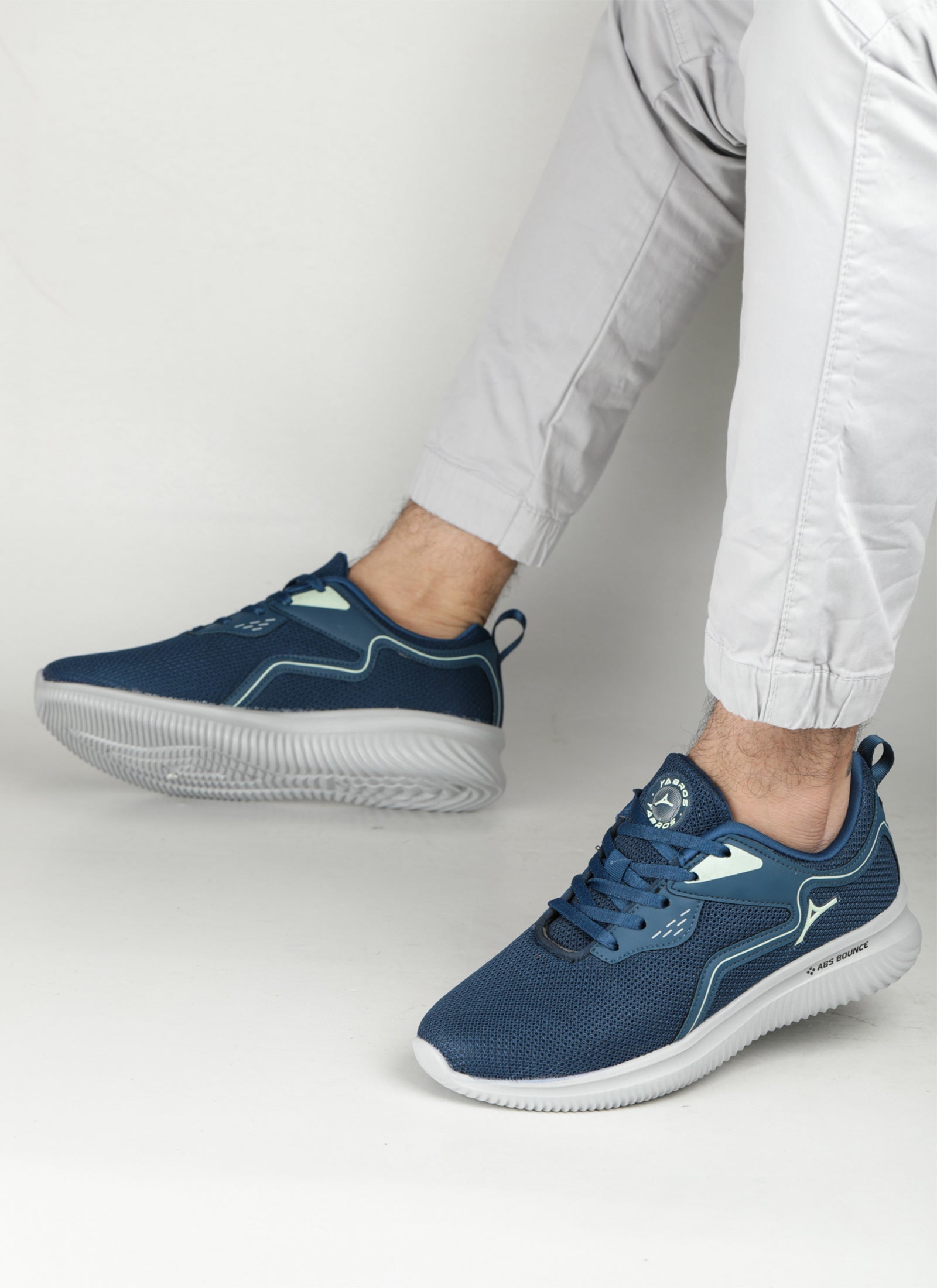 Jorah Sports Shoes For Men