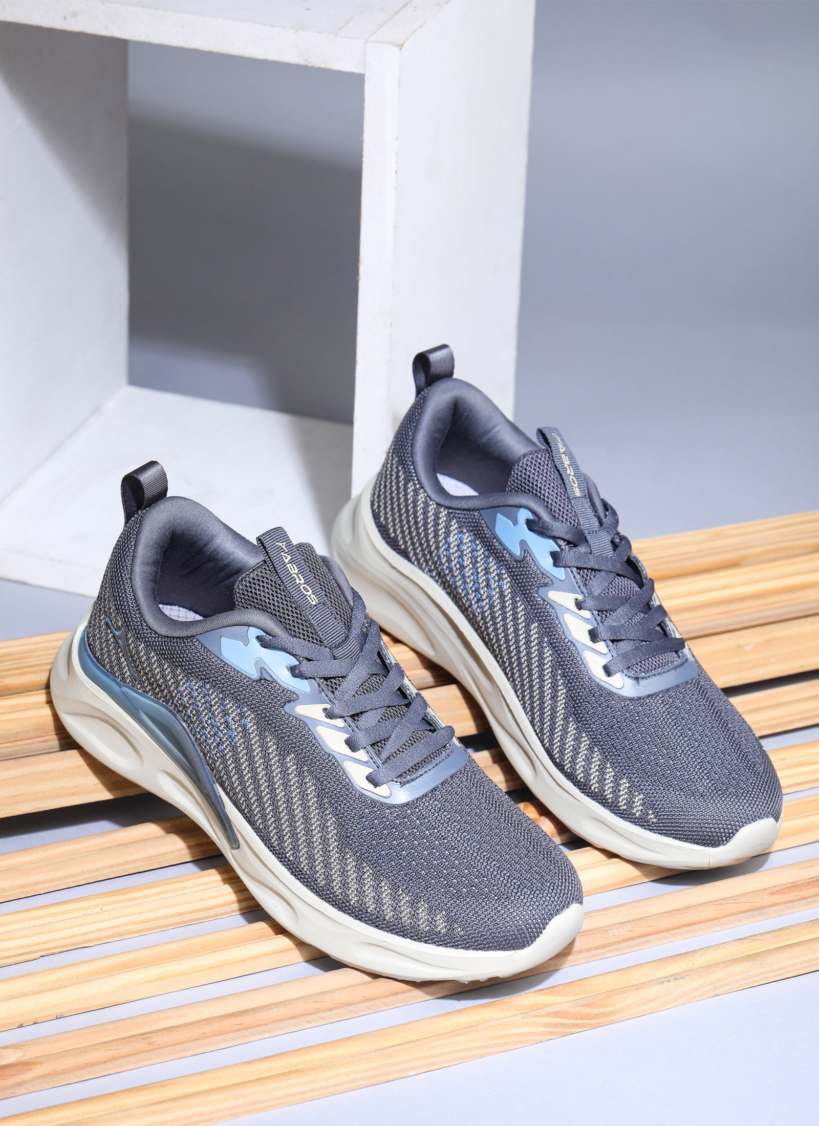 Ariston-On Sports Shoes for Men