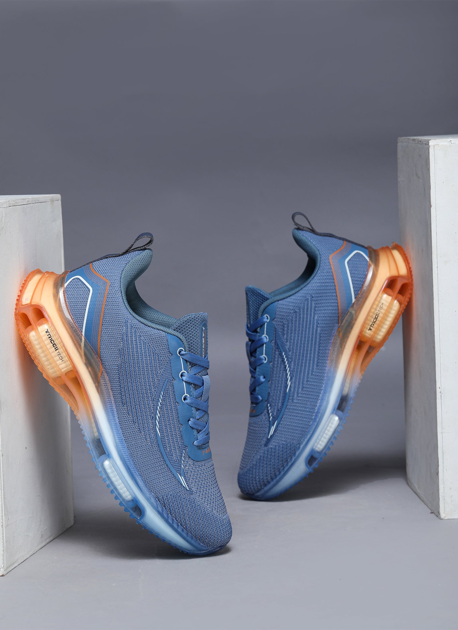 Roofer Sports Shoes For Men