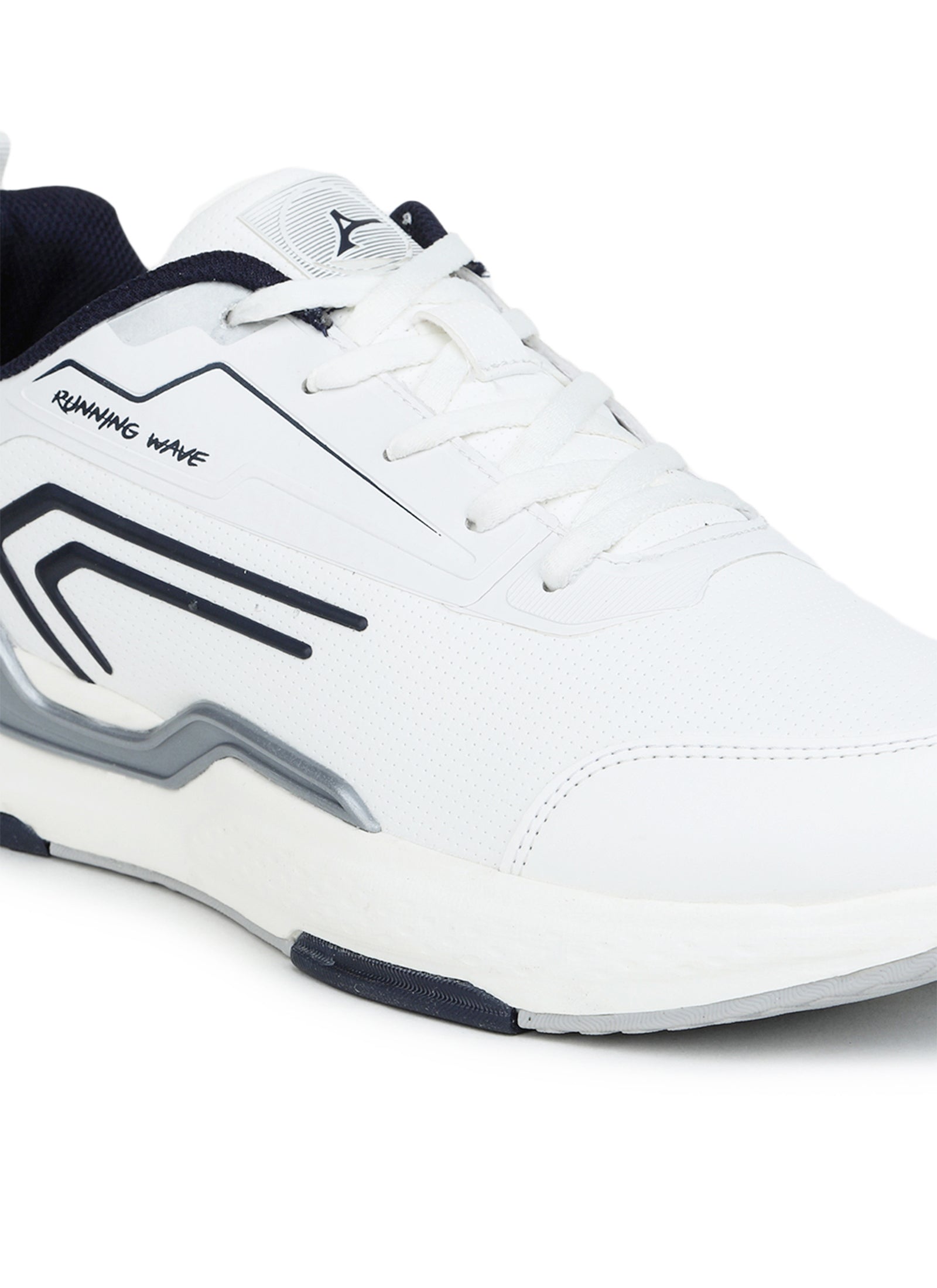 Geralt Sports Shoes For Men