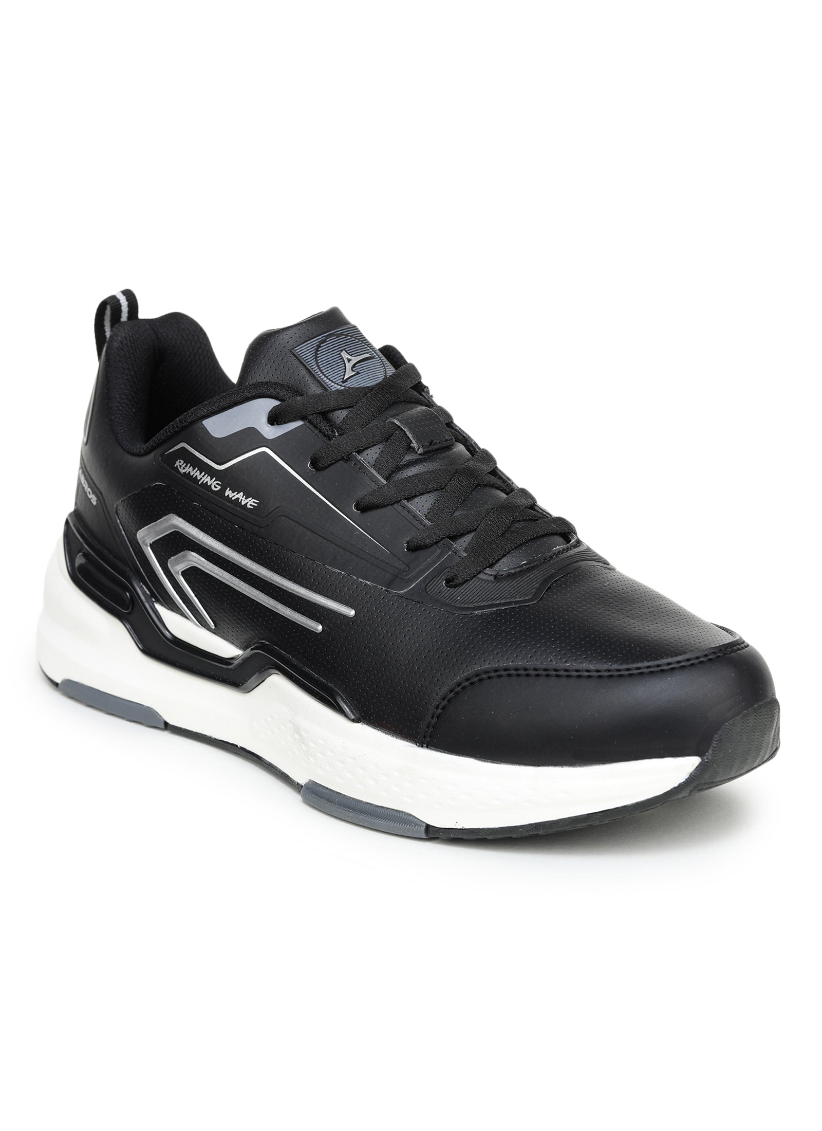 Geralt Sports Shoes For Men