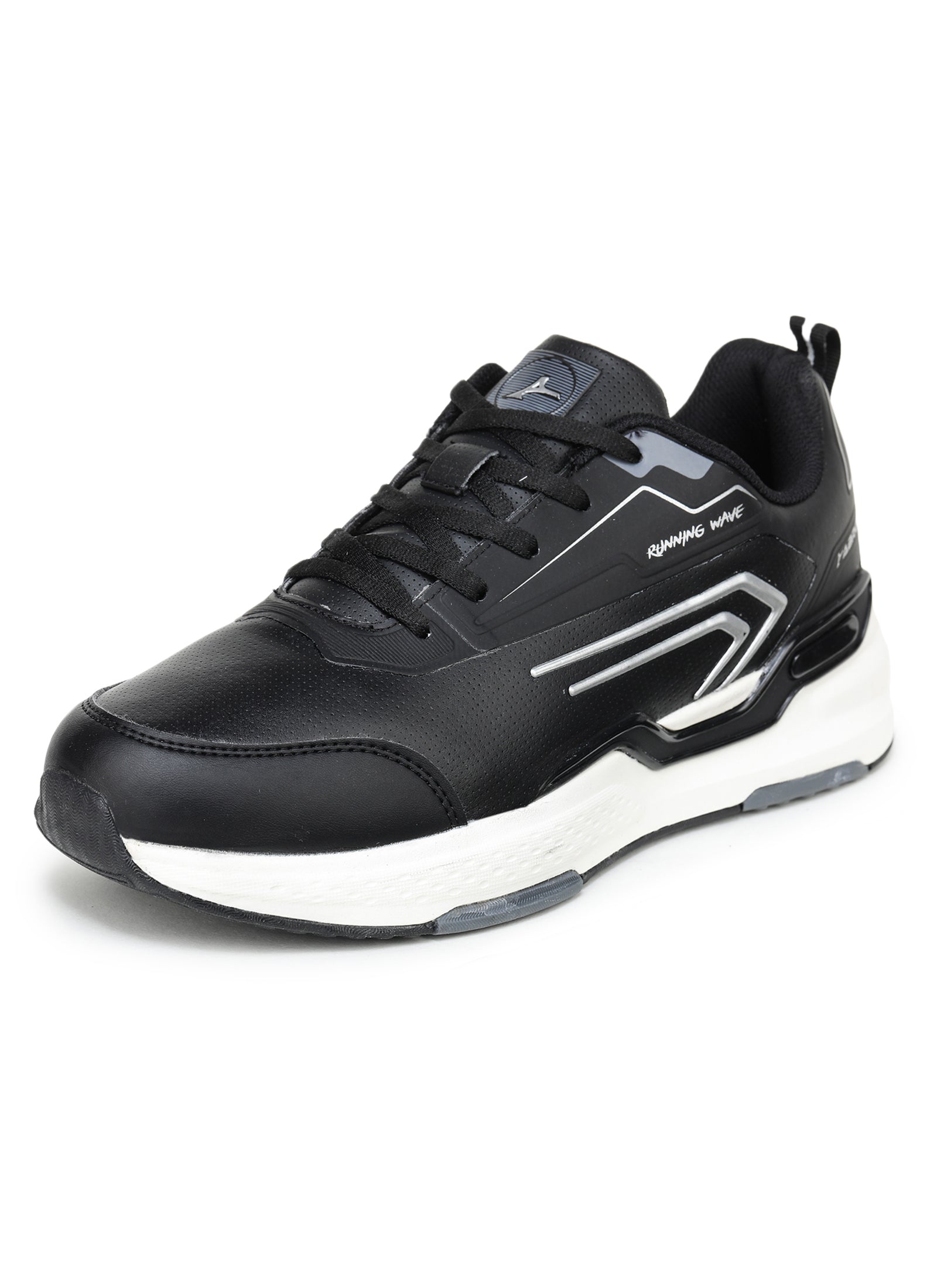 Geralt Sports Shoes For Men
