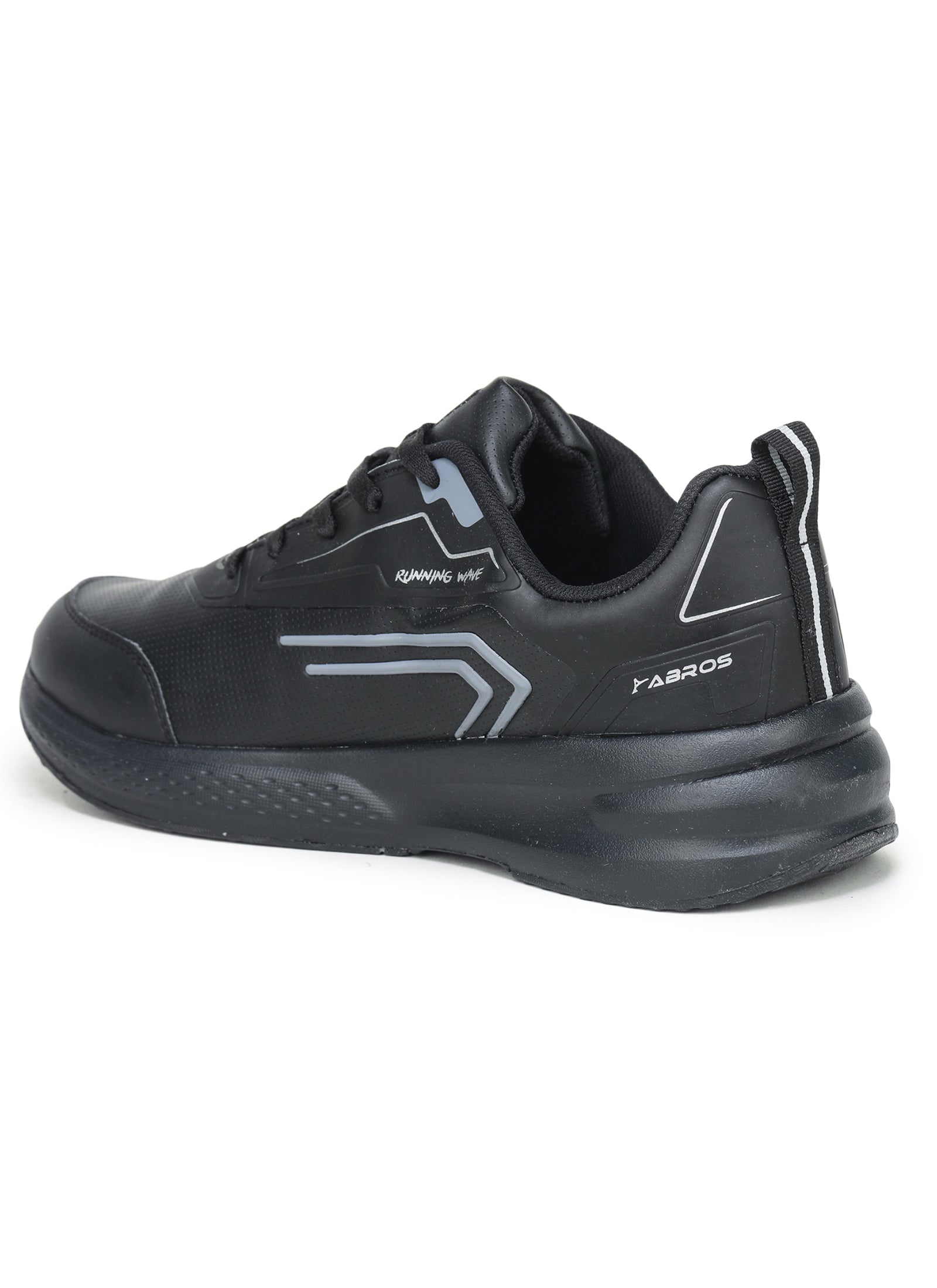 Geralt Sports Shoes For Men