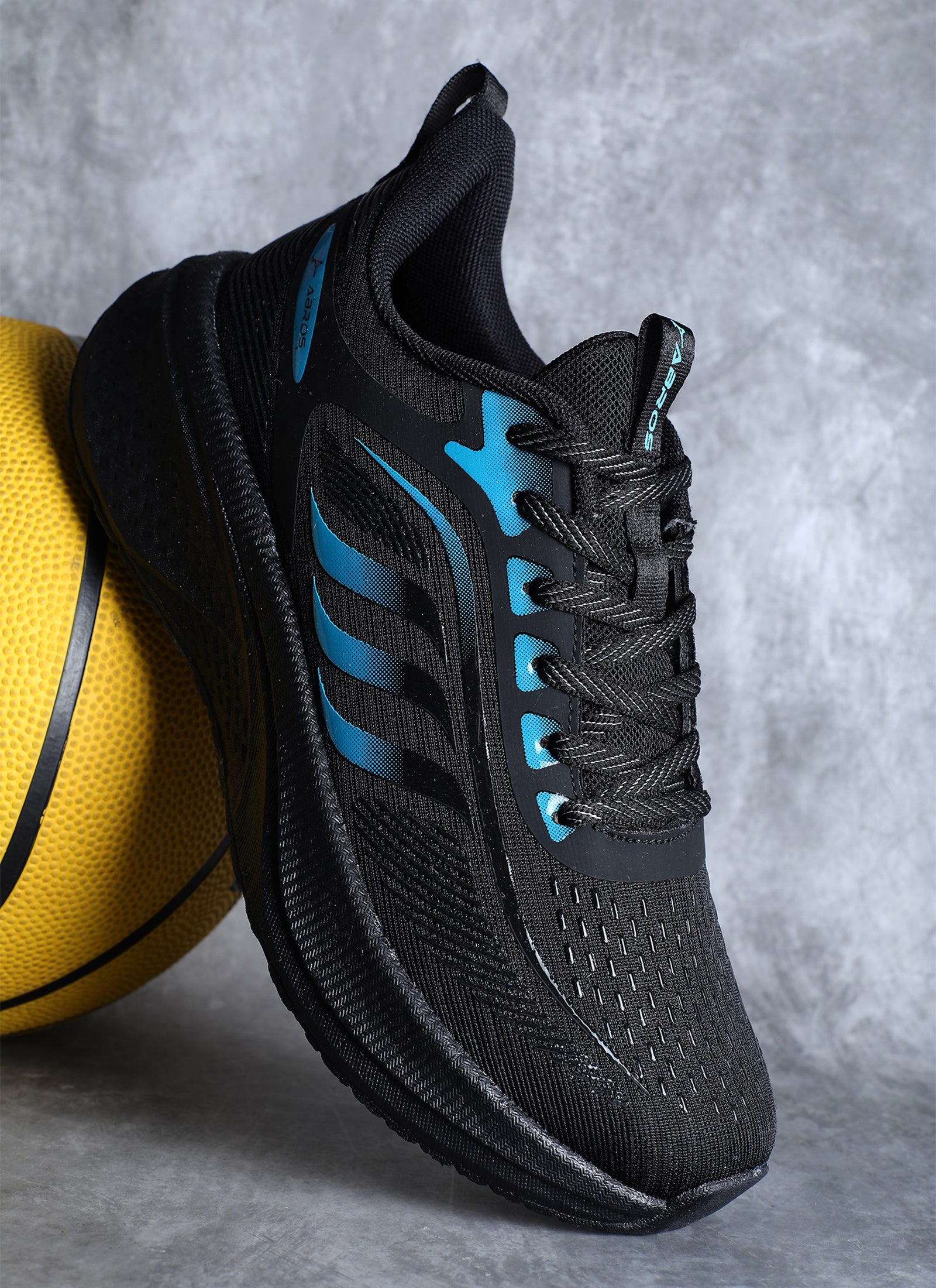 Bruce Sports Shoes For Men
