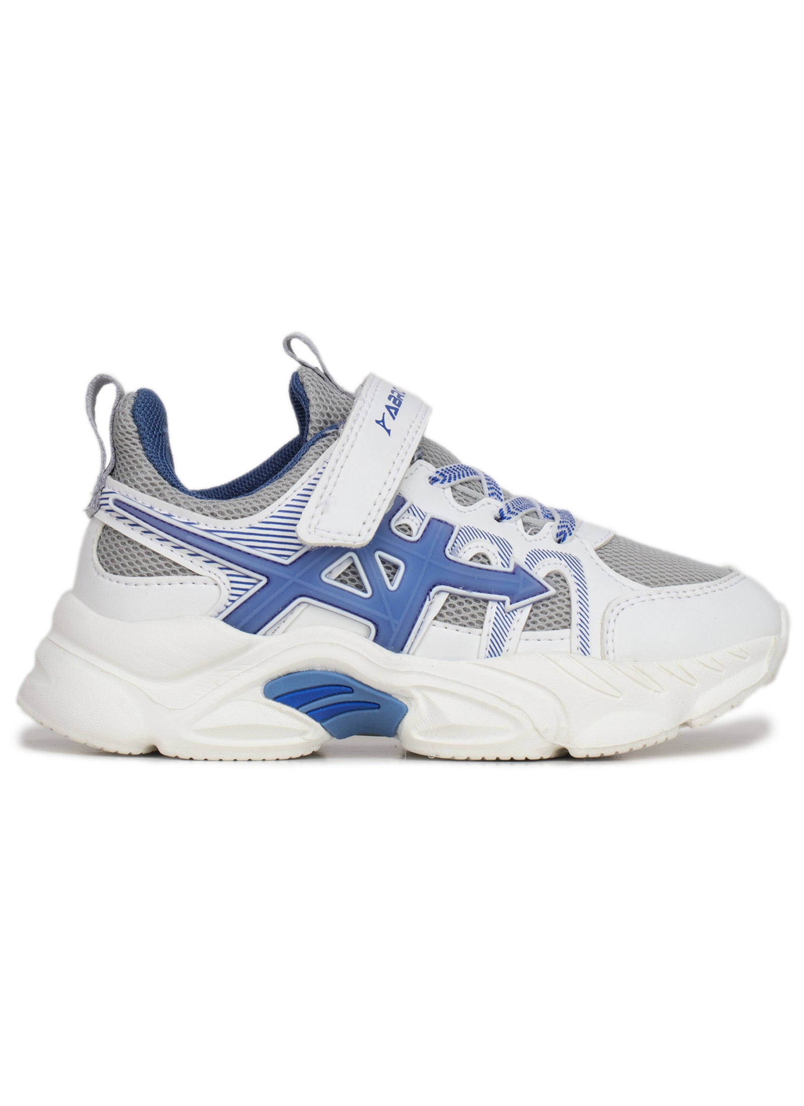 Fastbreak-V Sports Shoes For Kids