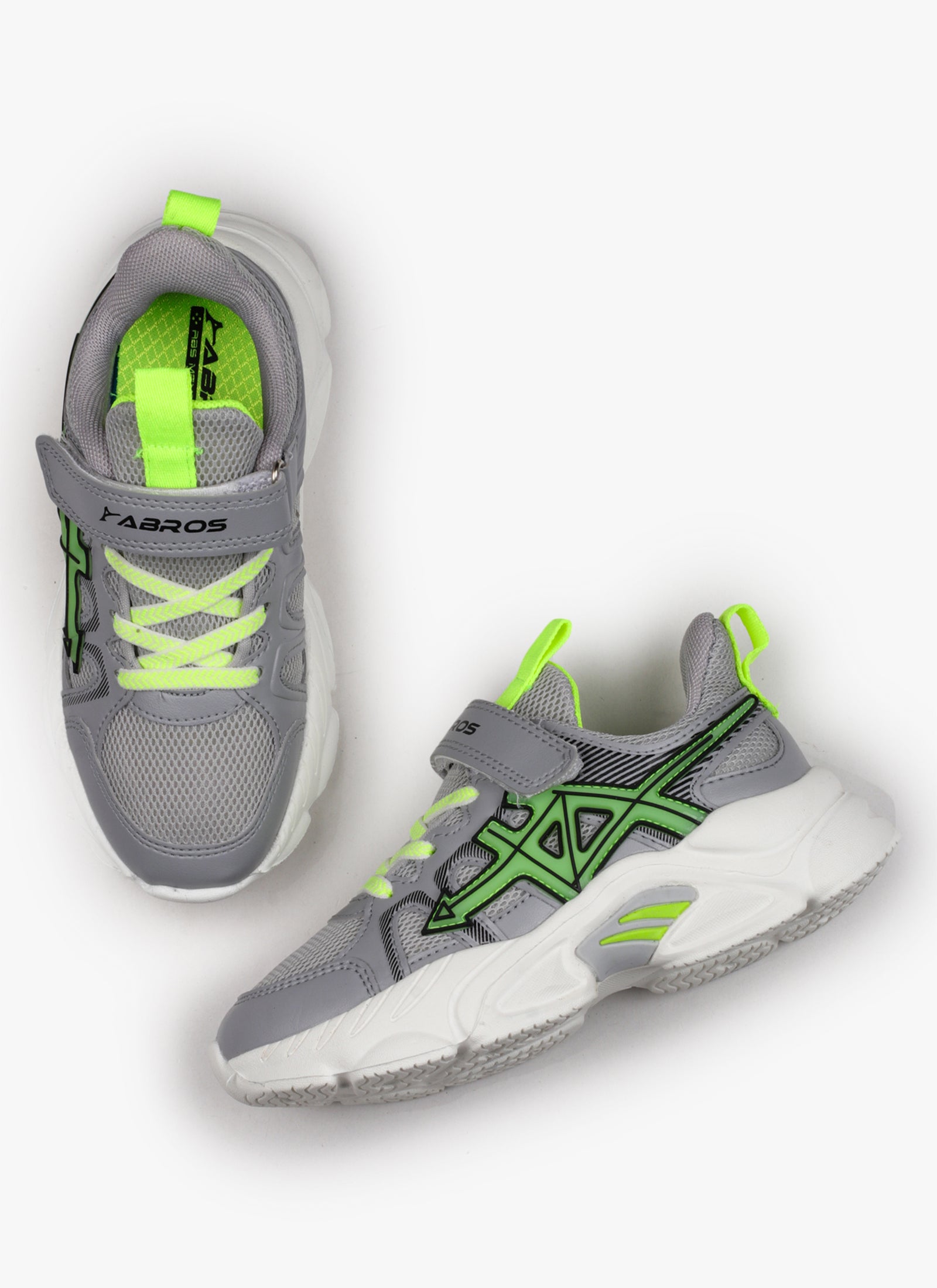 Fastbreak-V Sports Shoes For Kids