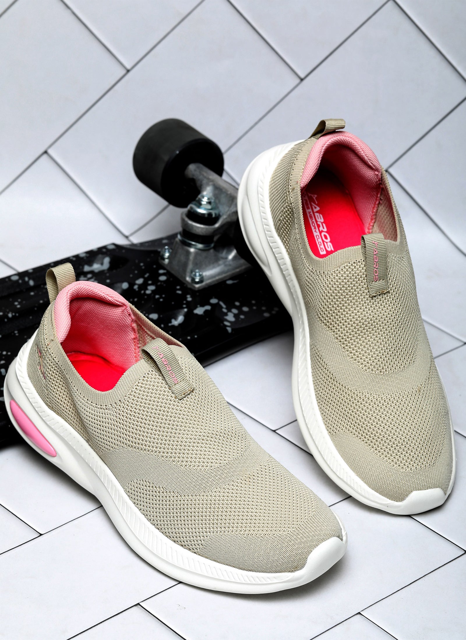 Perry Walking Shoes For Women