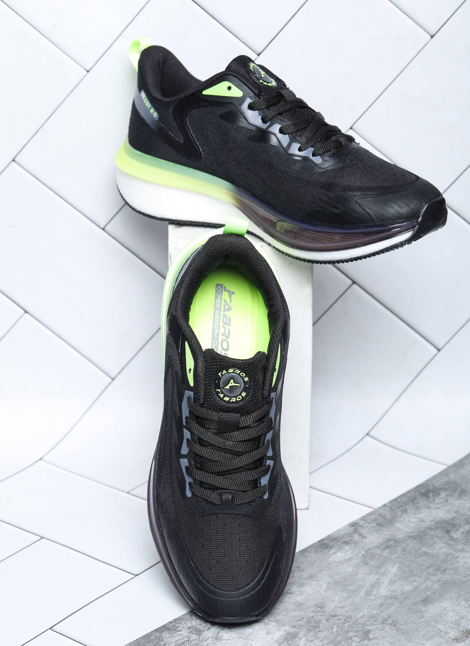 Void Hyper Fuse Sports Shoes For Men