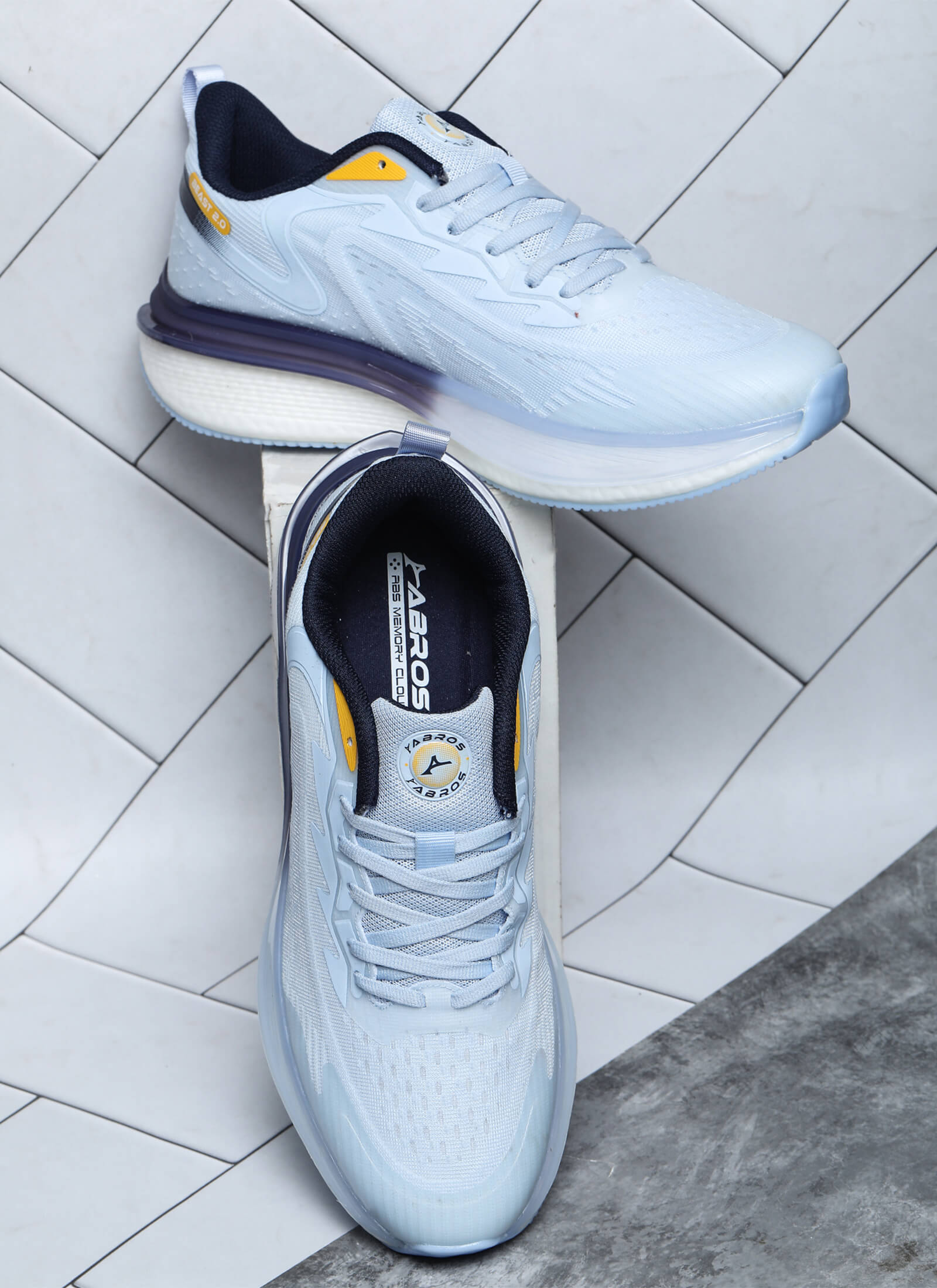 Void Hyper Fuse Sports Shoes For Men