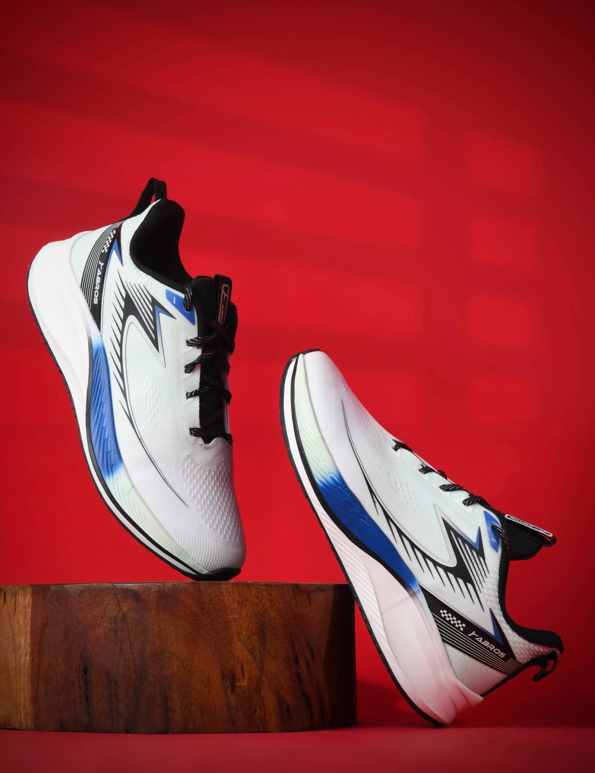 STARHAWK Sports Shoes For Men