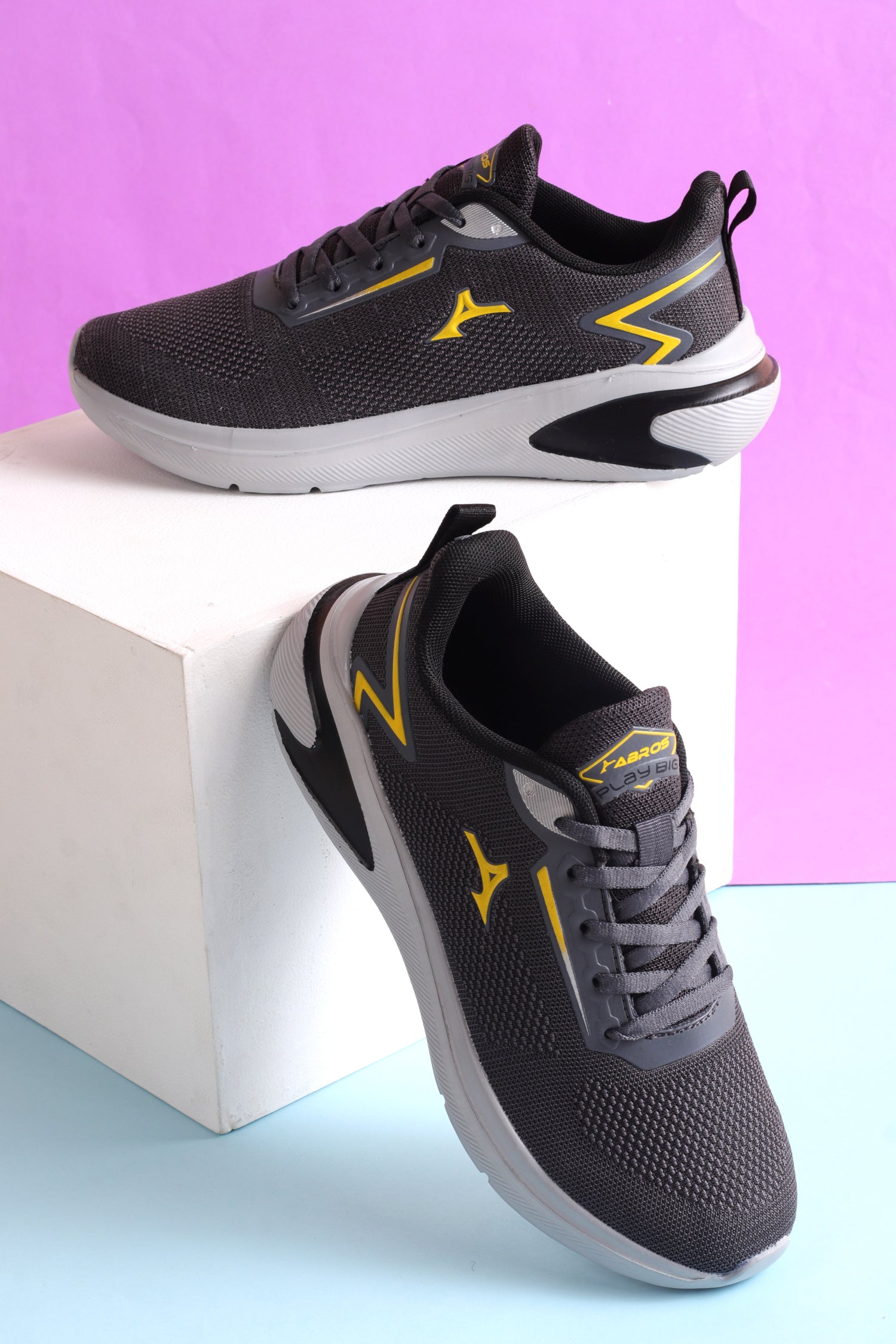 TEND Sports Shoes