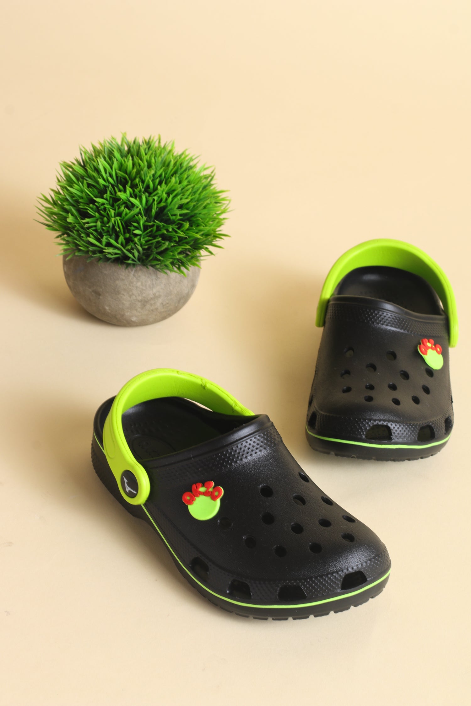 ABROS ZCK0806 Lightweight Comfort Clogs – All-Day Style & Support