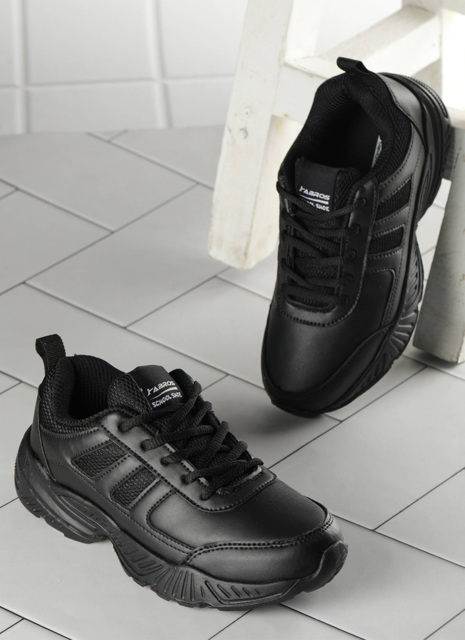 school shoes cool black tennis shoes