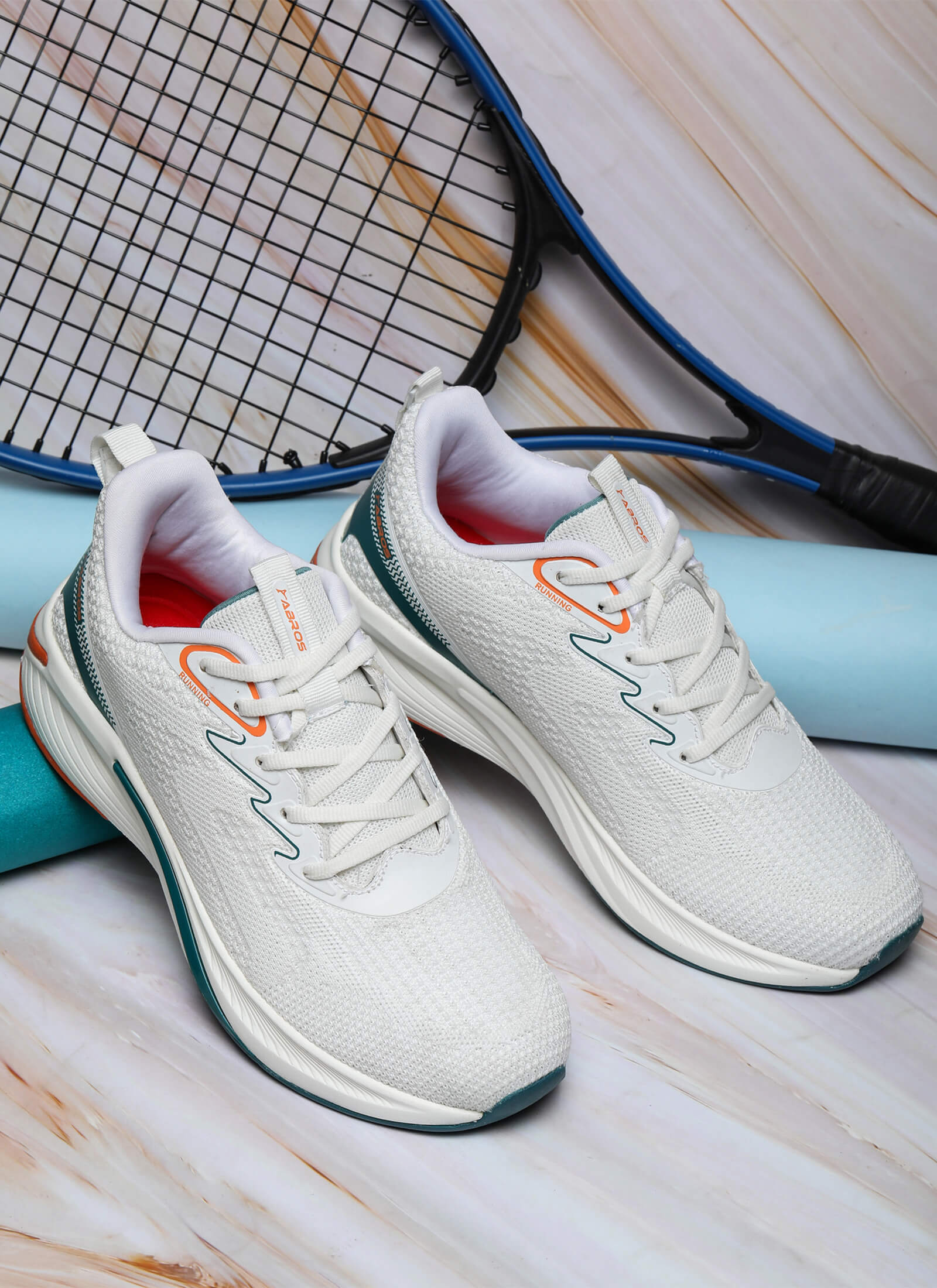 Stare-On Lightweight Anti-Skid Sports Shoes for Men