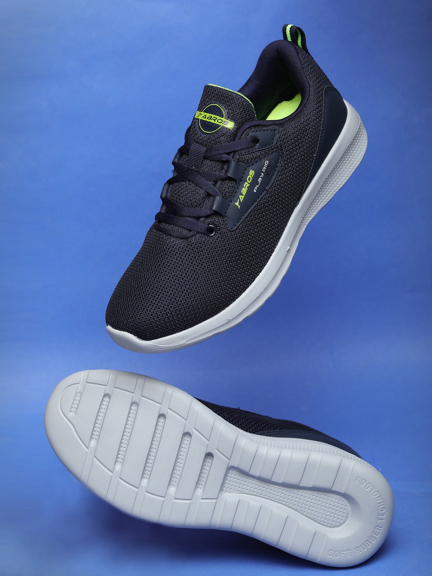 ASHTON SPORTS SHOES STUCK ON GENTS