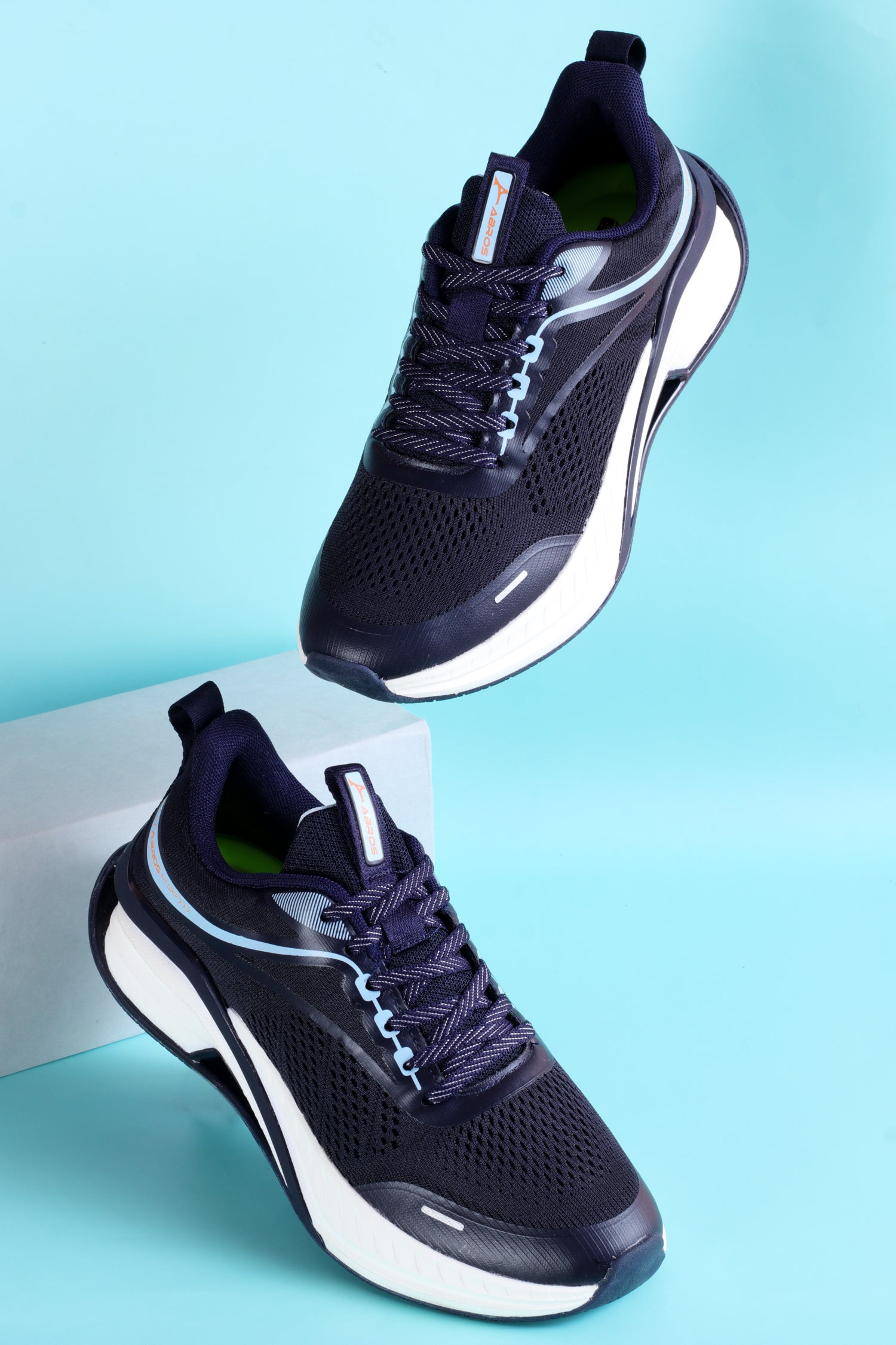SYRO Sports Shoes For Men