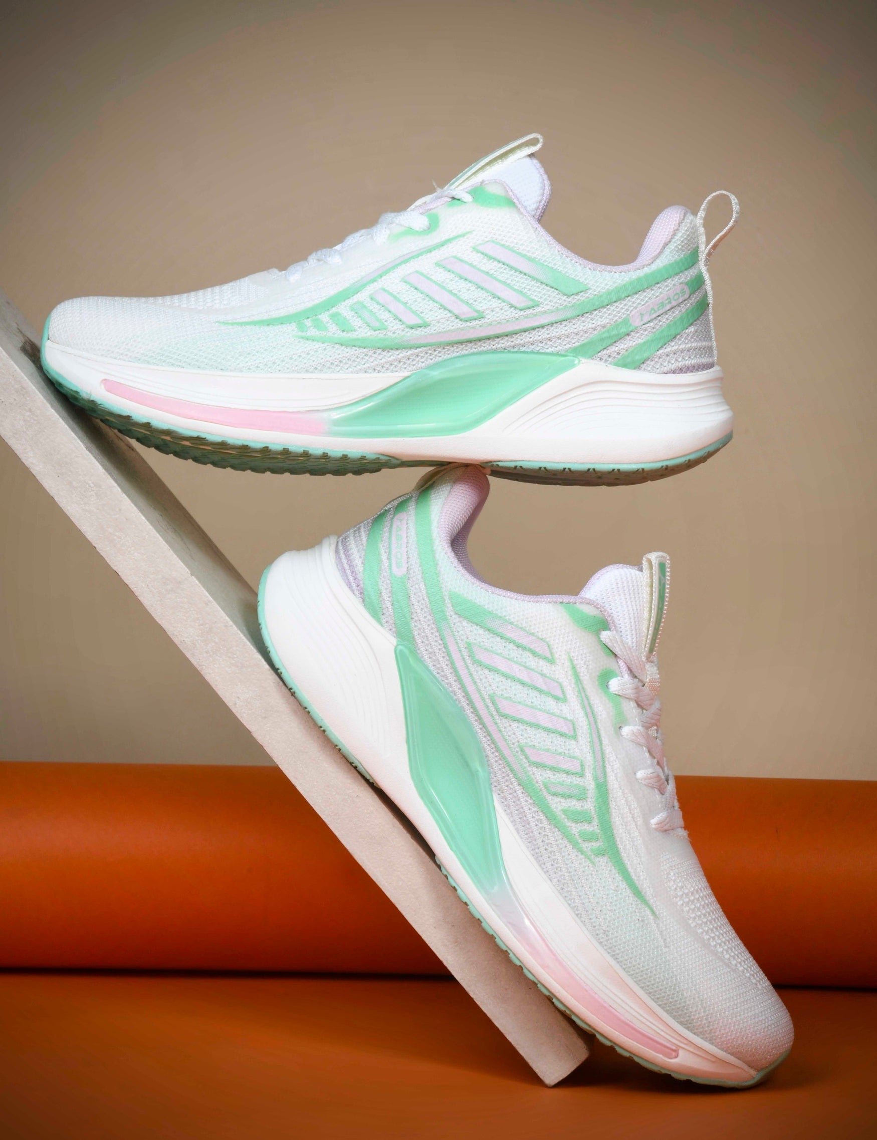 GINNY Sports Shoes For Women