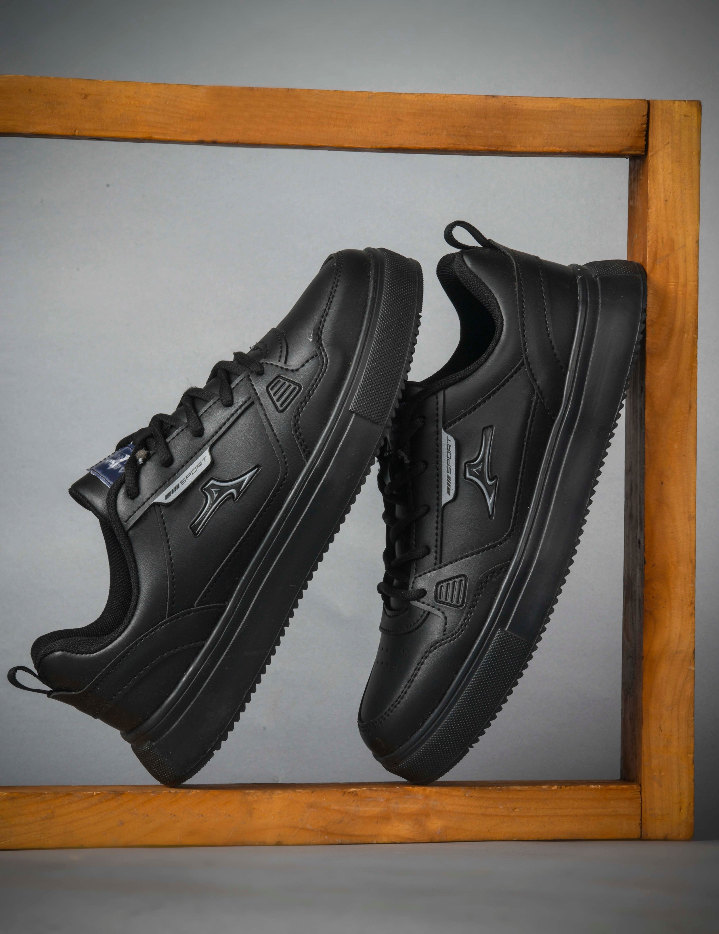 Ample Sneakers for Men