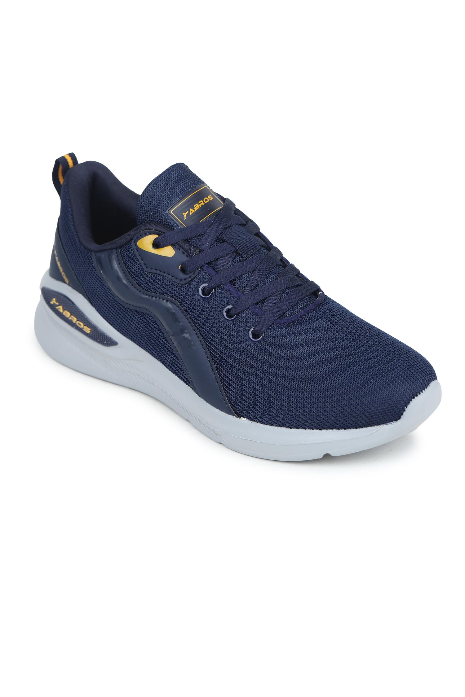 nile-on-sports-shoes-men