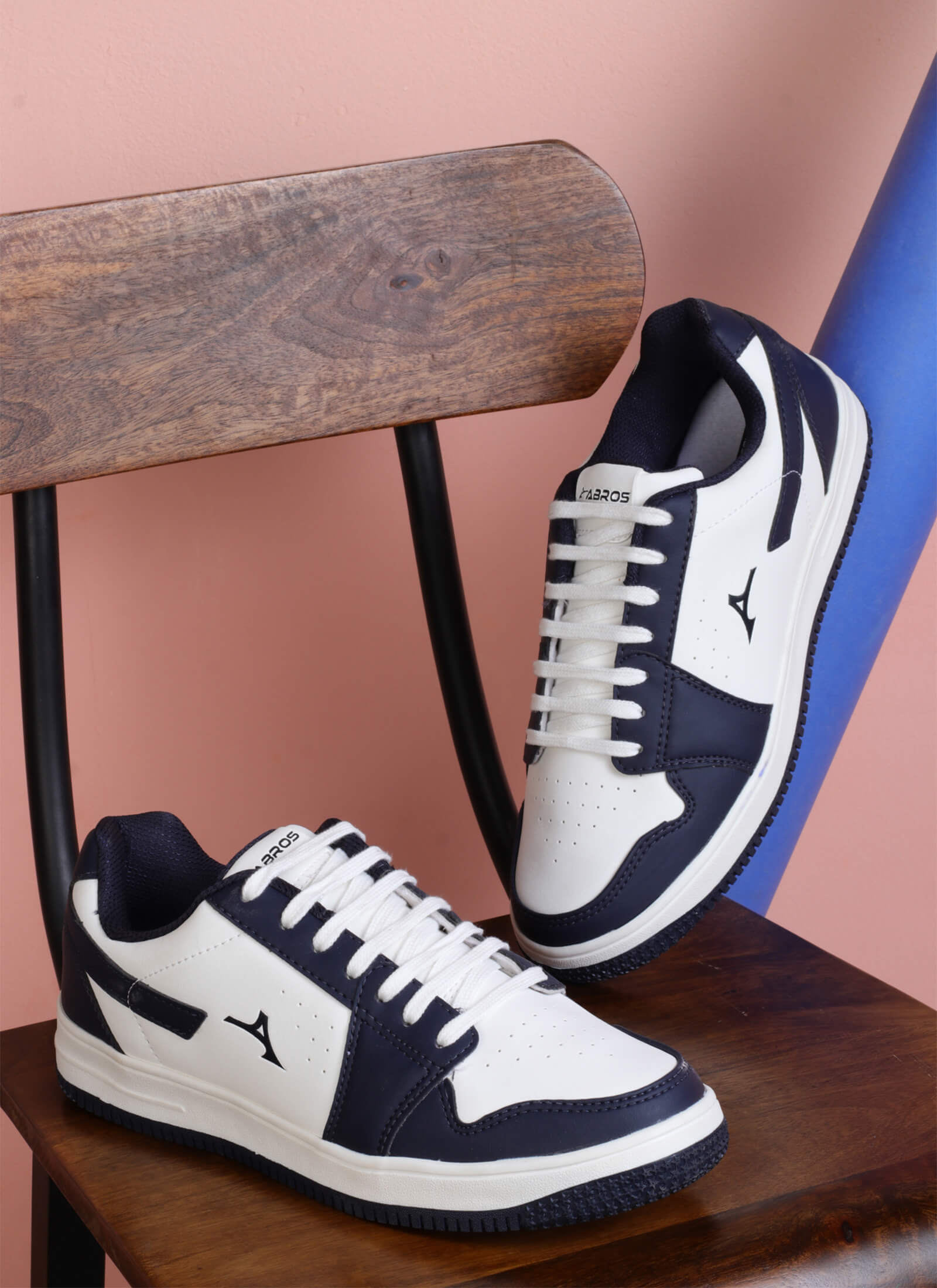 Major Sneakers For Men