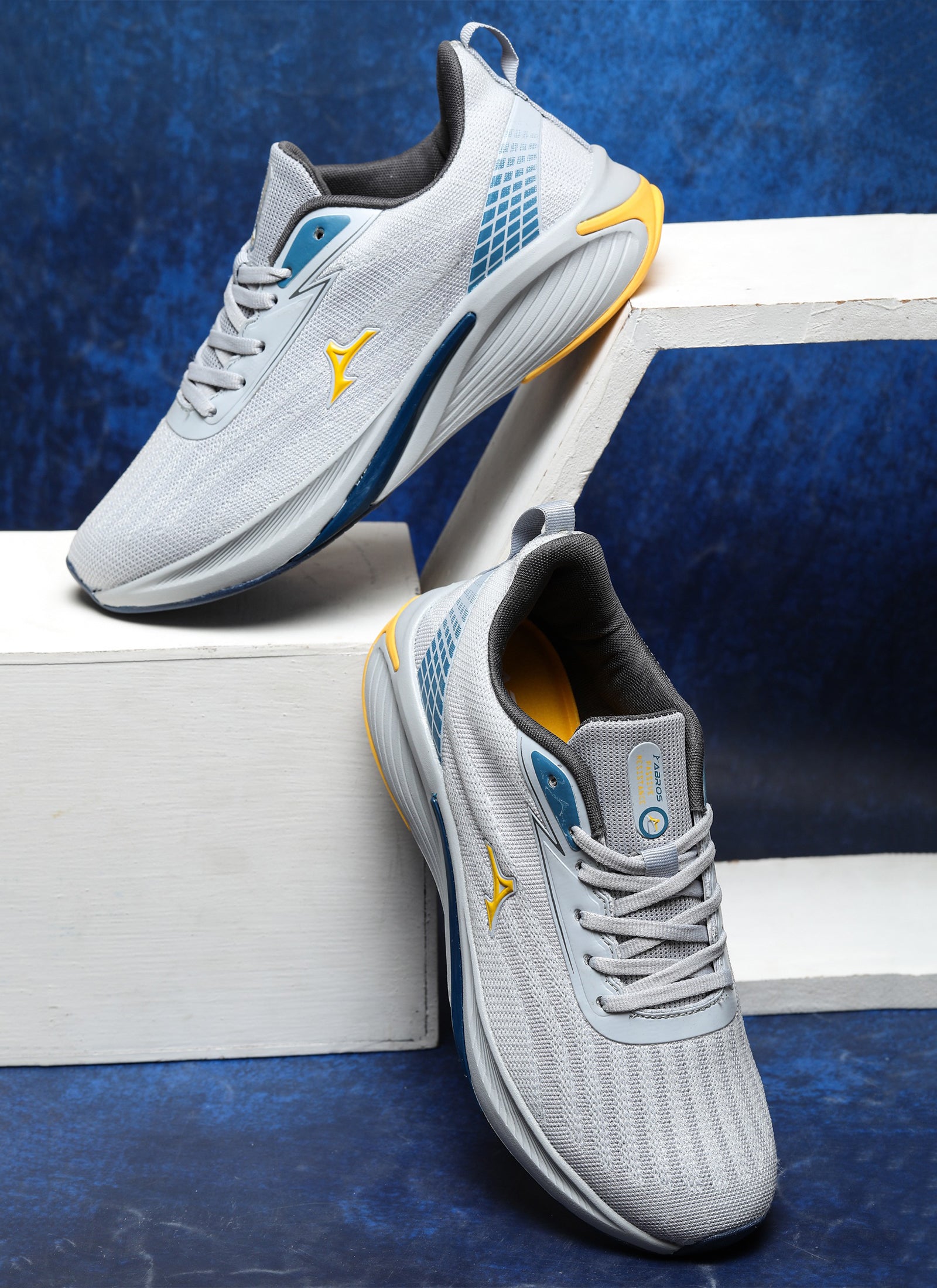 Slayer-On Sports Shoes For Men
