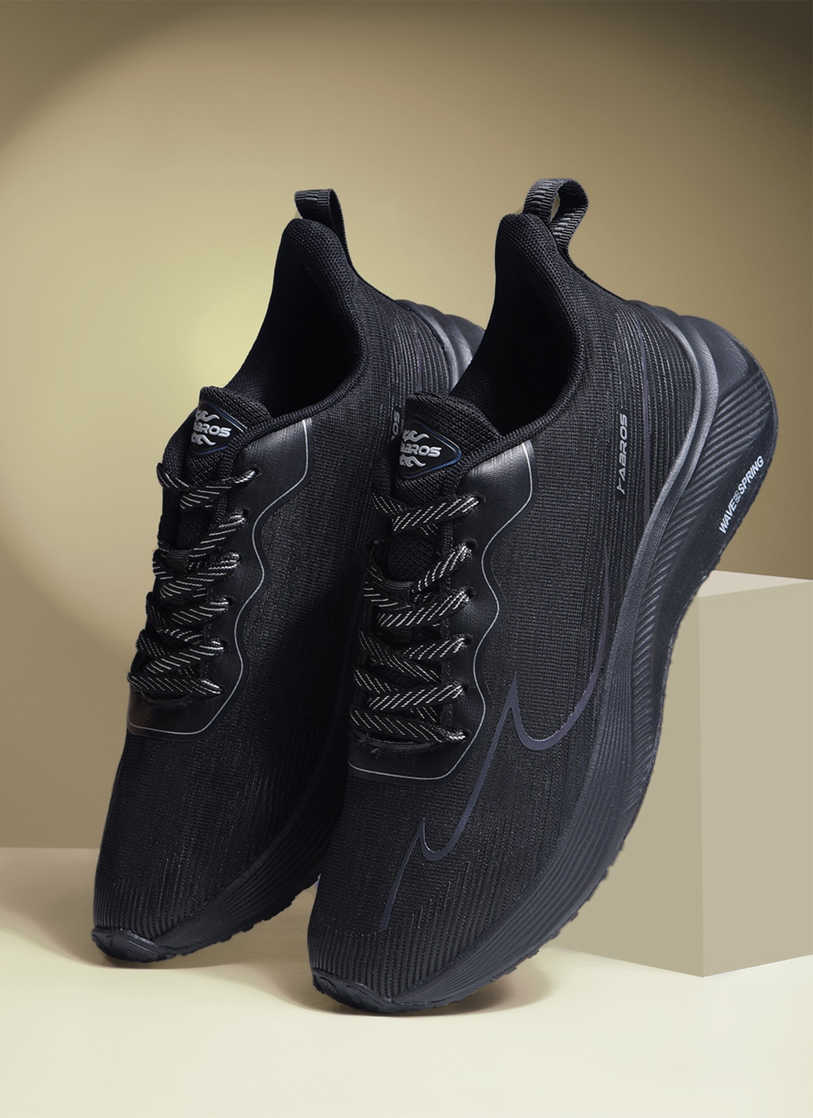 Xionis Sports Shoes For Men