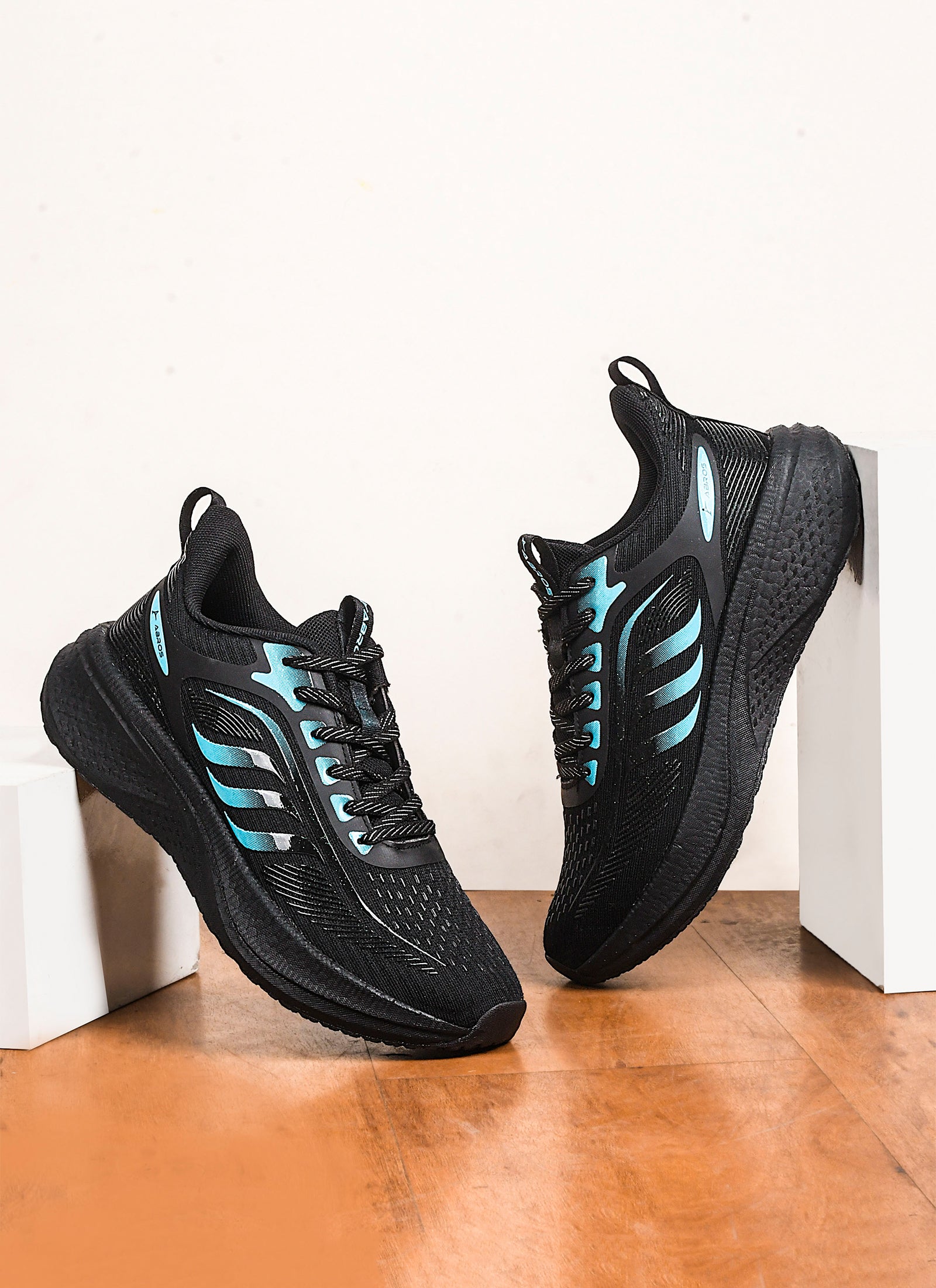 Bruce Sports Shoes For Men
