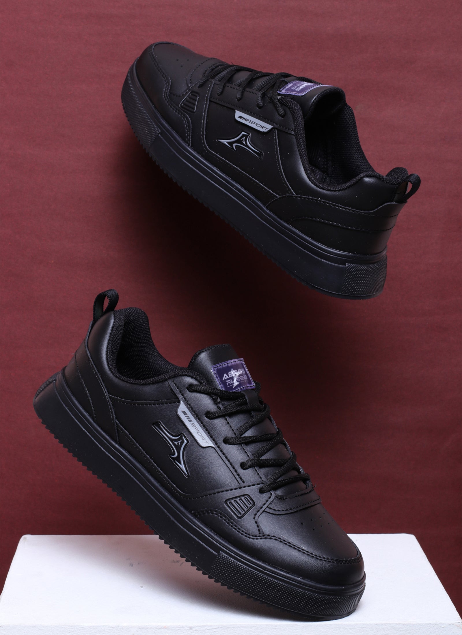 Hussey-5 Sports Shoes For Men