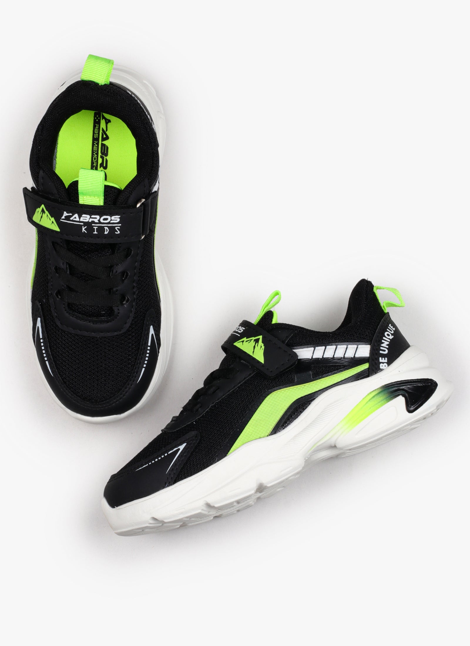 Netmaster-V Sports Shoes For Kids