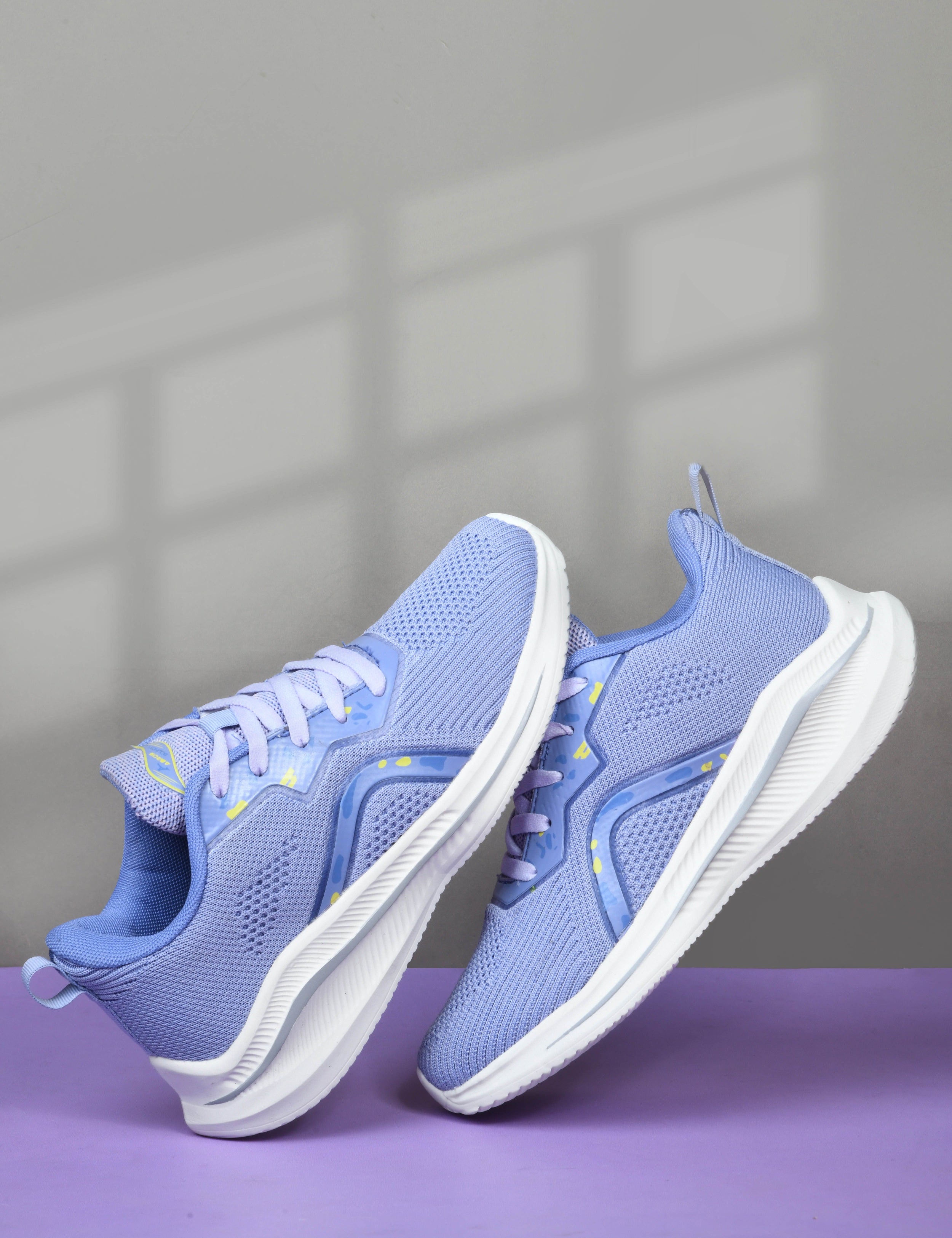 DONNA Sports Shoes For Women