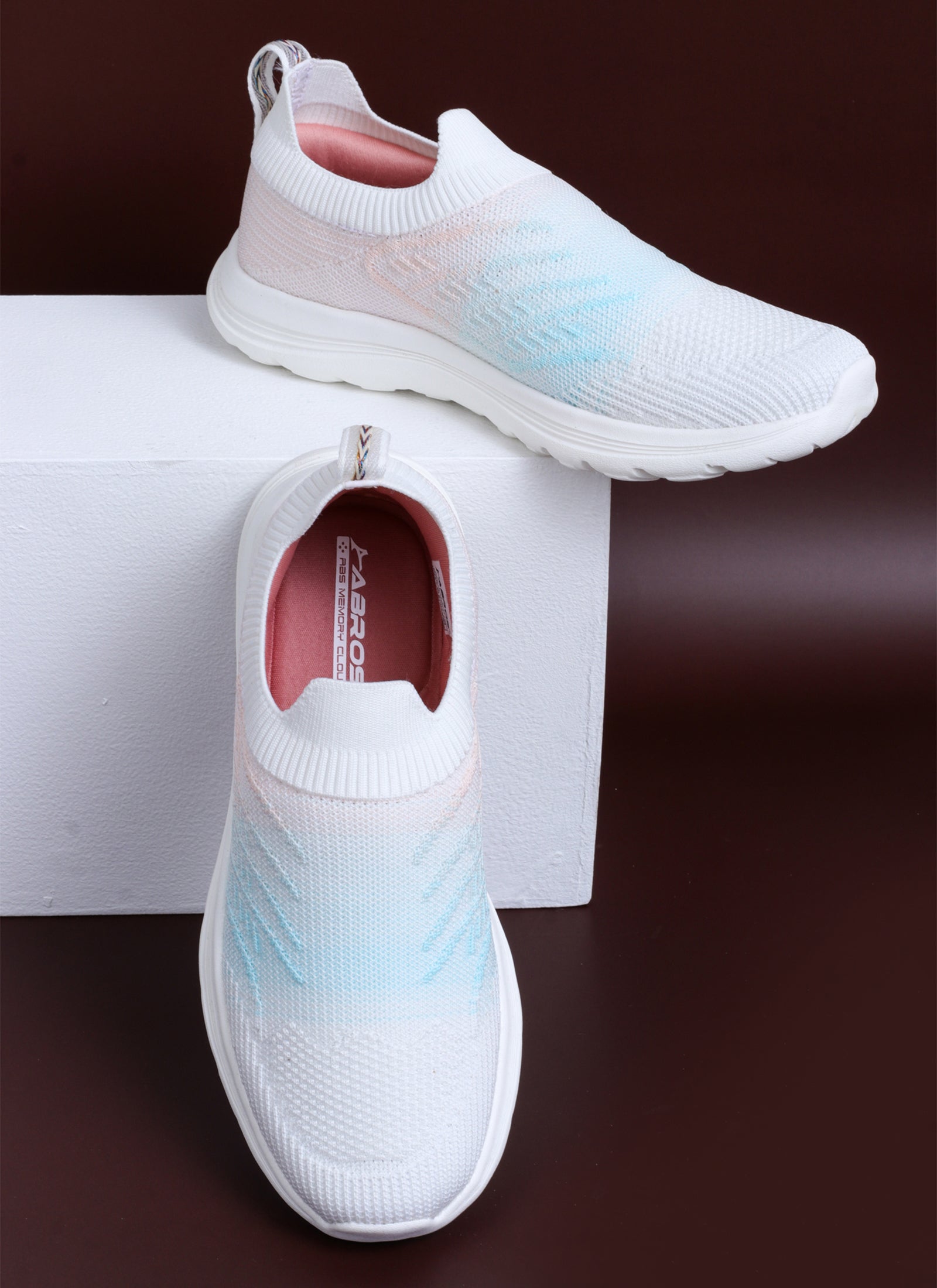 Powerrun Sports Shoes For Women