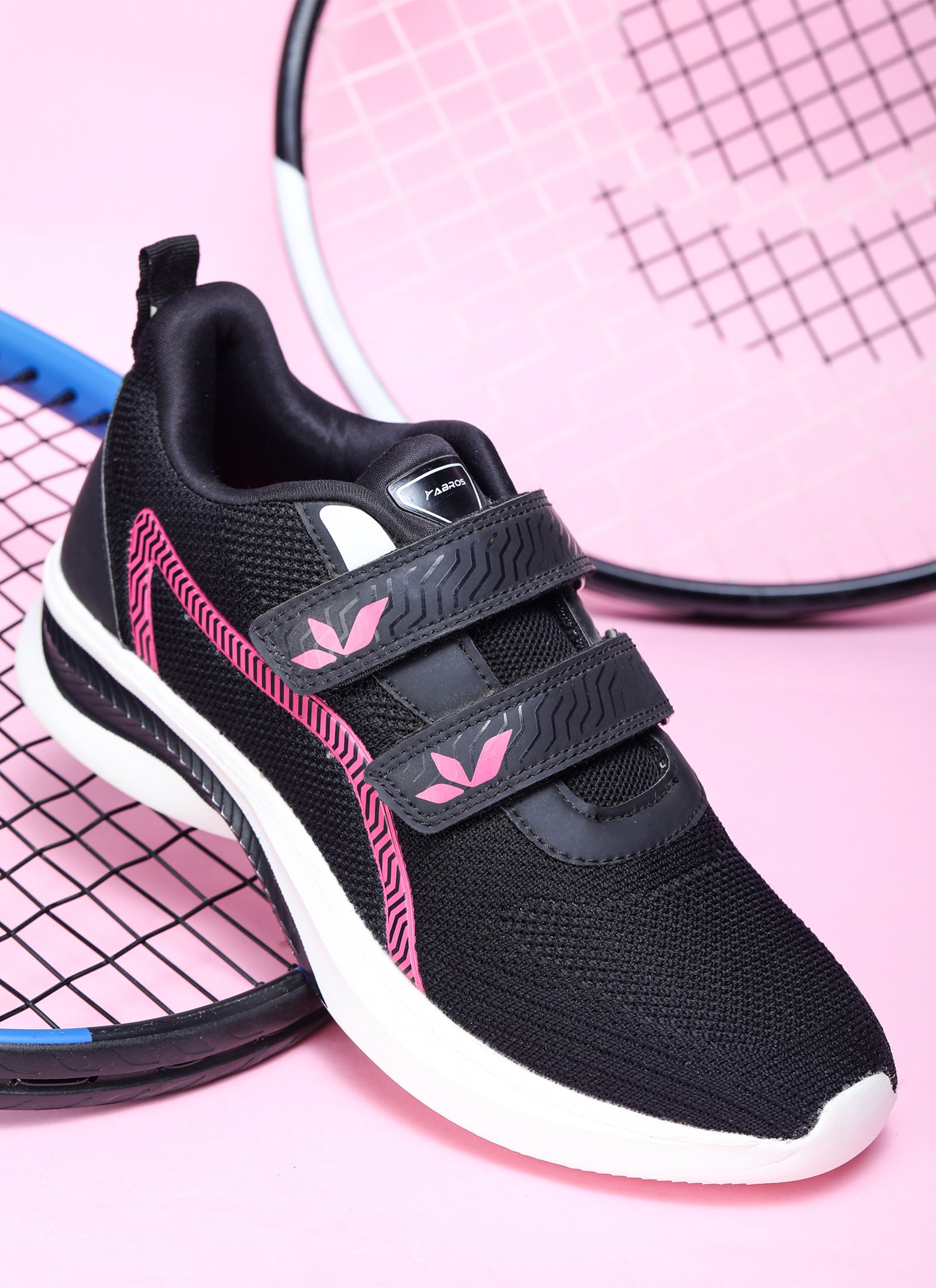 London Sports Shoes For Women