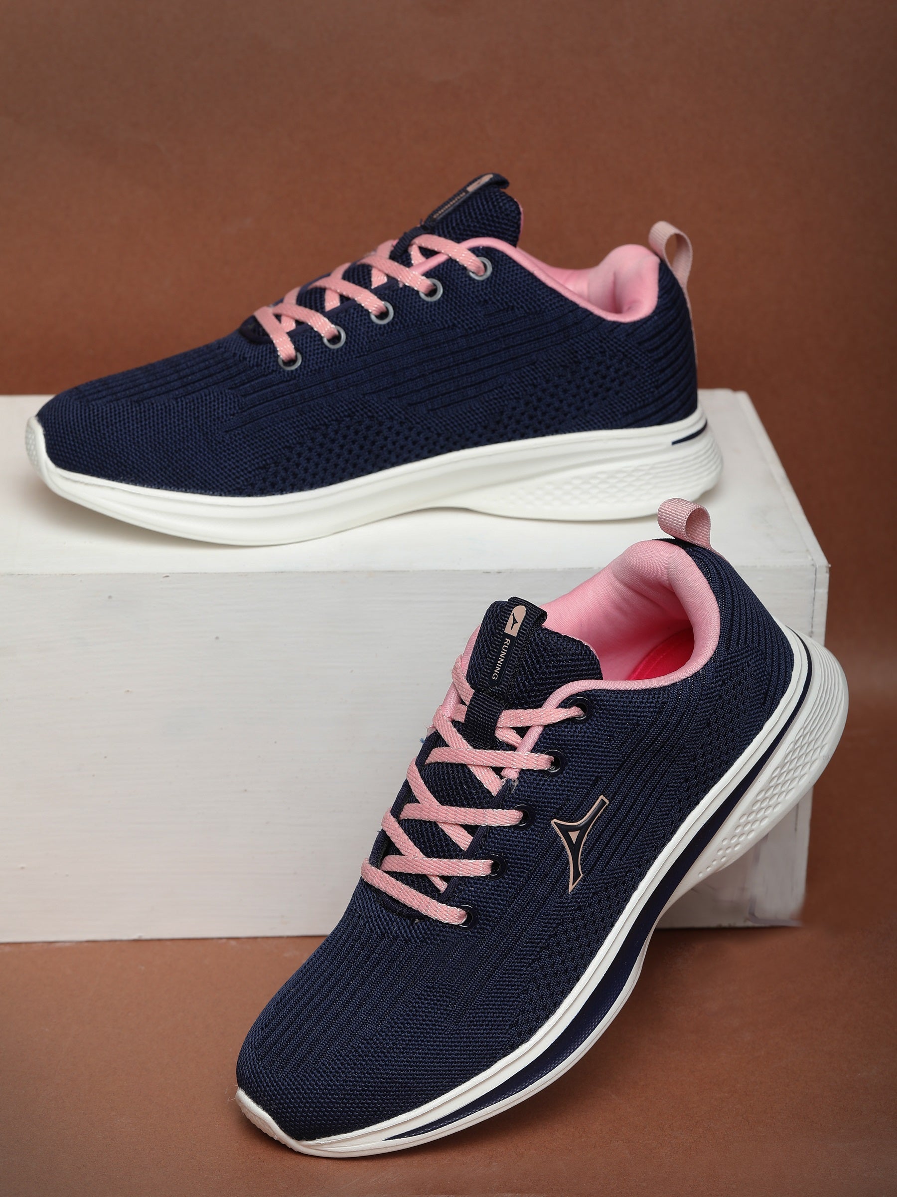 SKYE Sports Shoes For Women