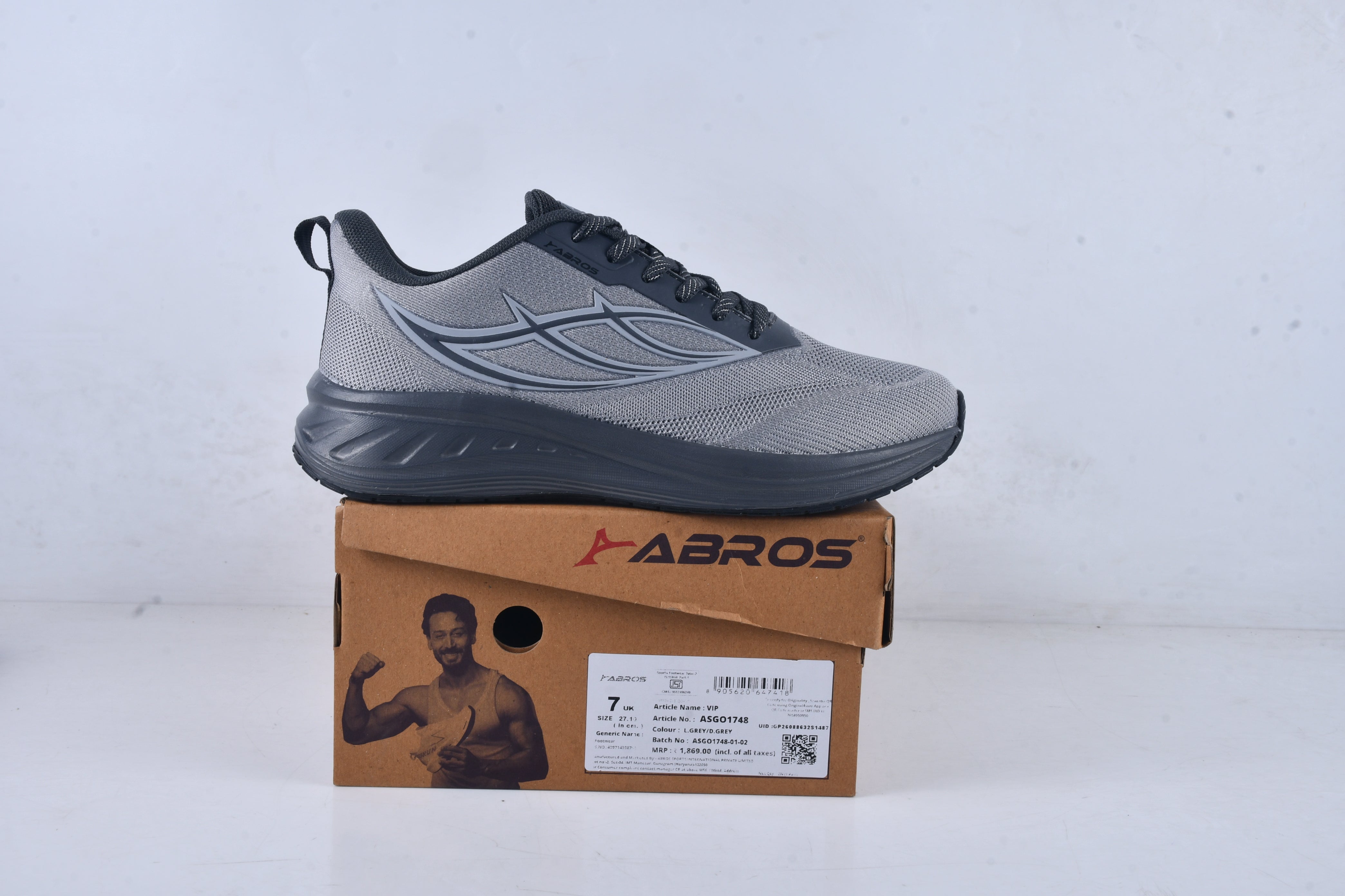 VIP SPORT SHOES