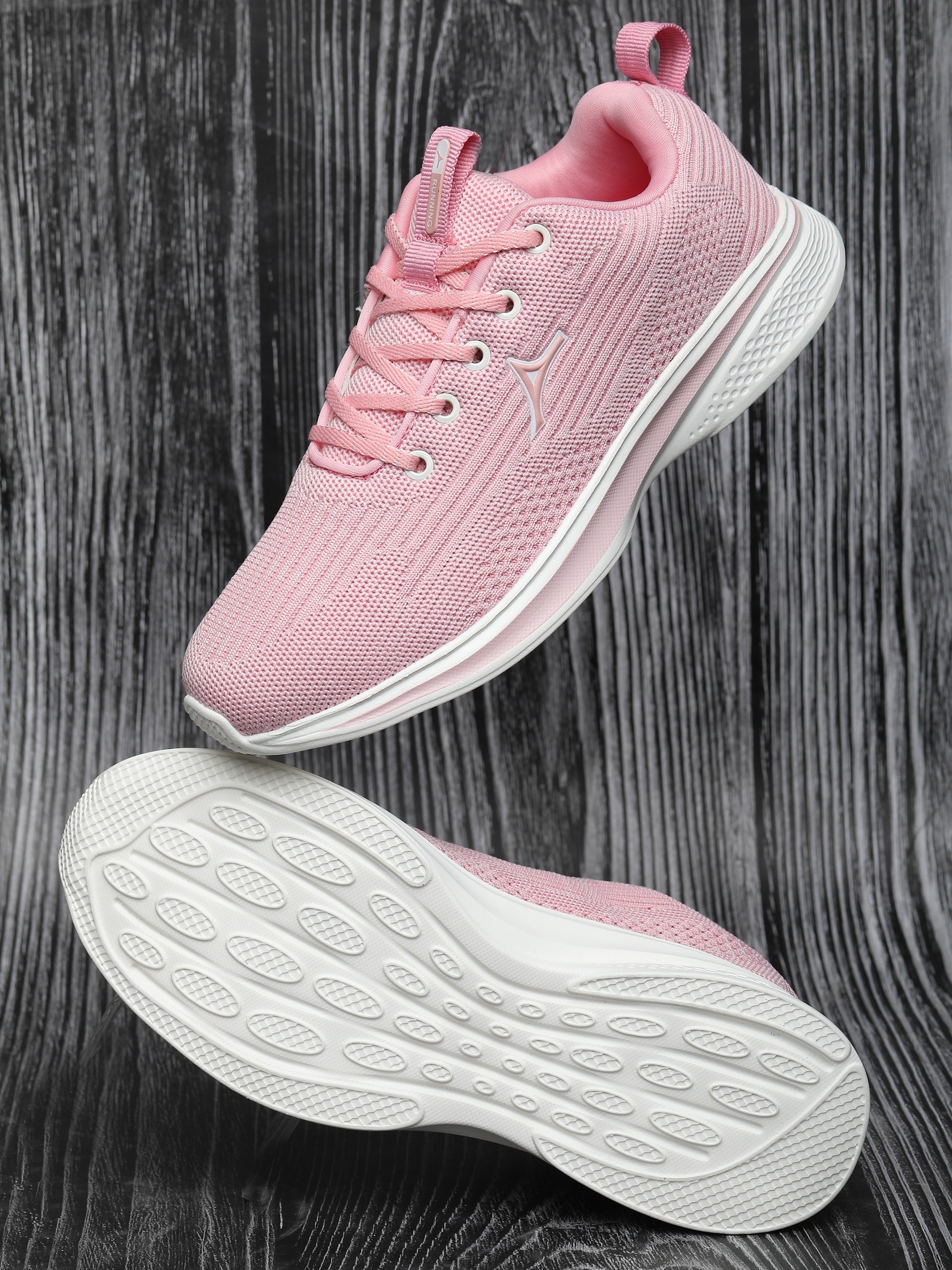 FREESIA SPORTS SHOES FOR WOMEN