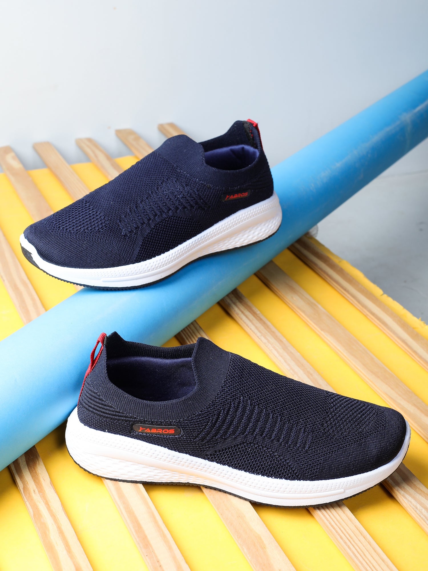 ELIO SPORTS-SHOES FOR MEN