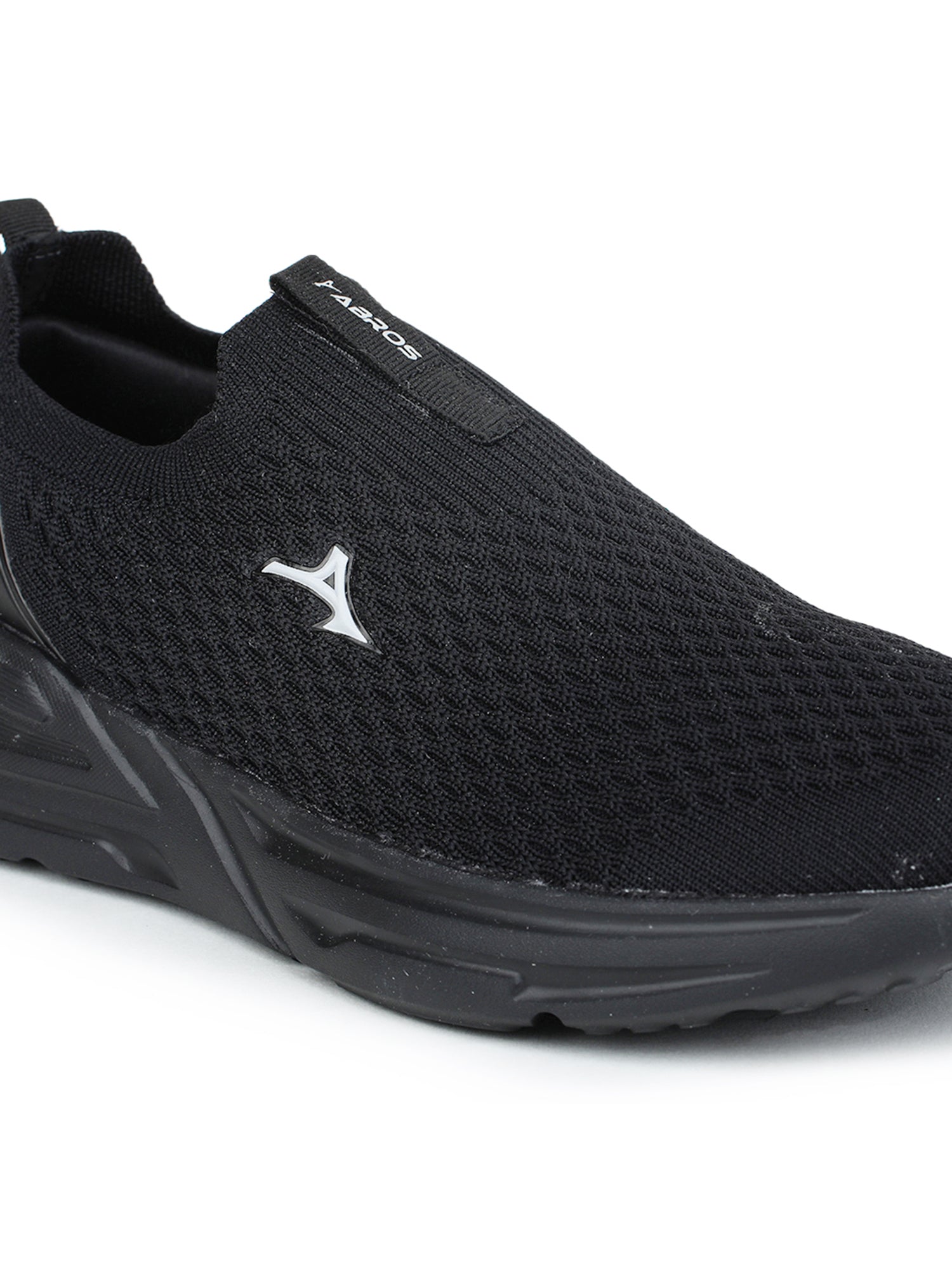 Kyant Sports Shoes For Men